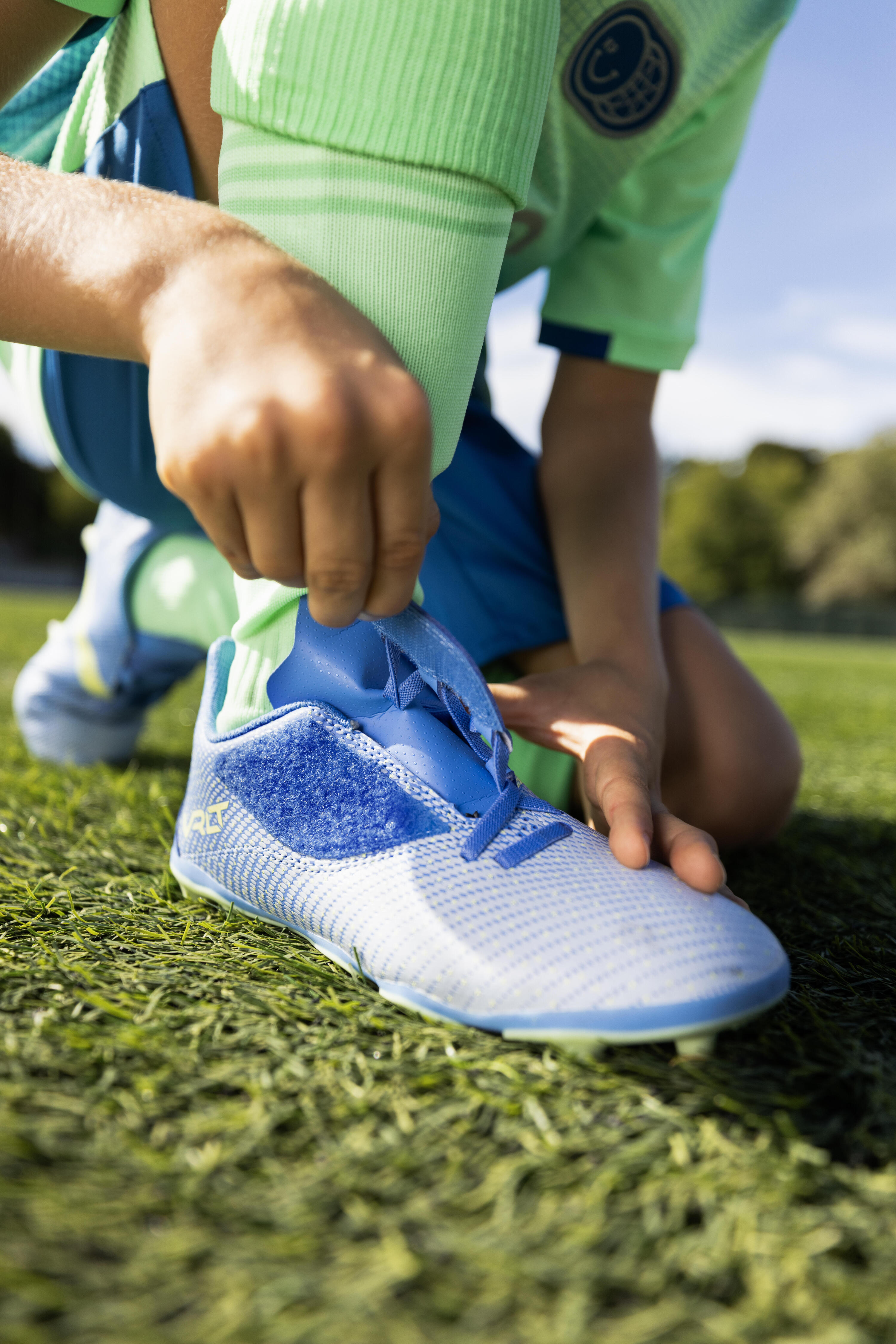 Chaussures de soccer à bande autoagrippante enfant, Viralto I Easy FG 9/10