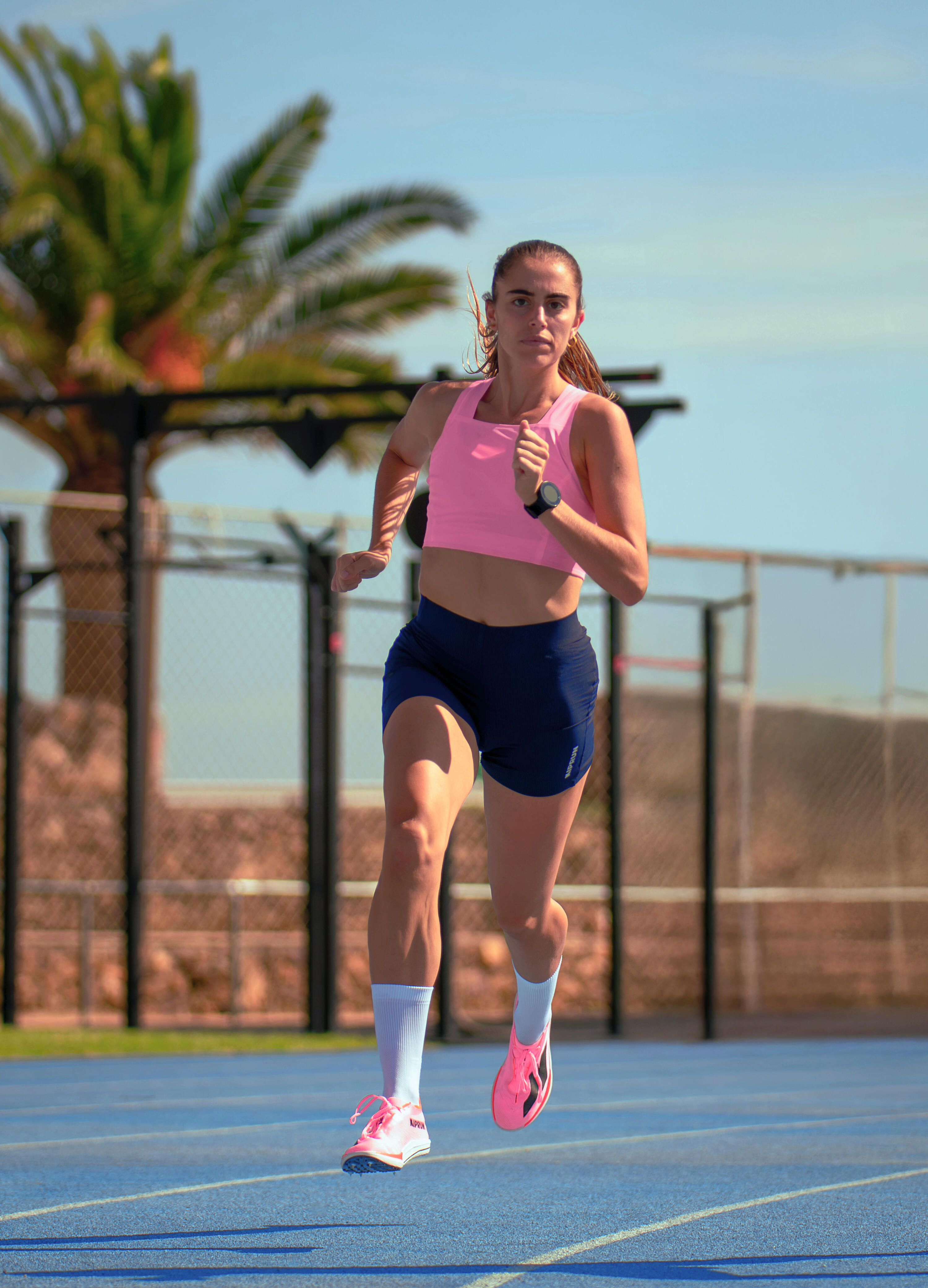 Laufshorty für Frauen, Kiprun Run 900 marineblau 10/15