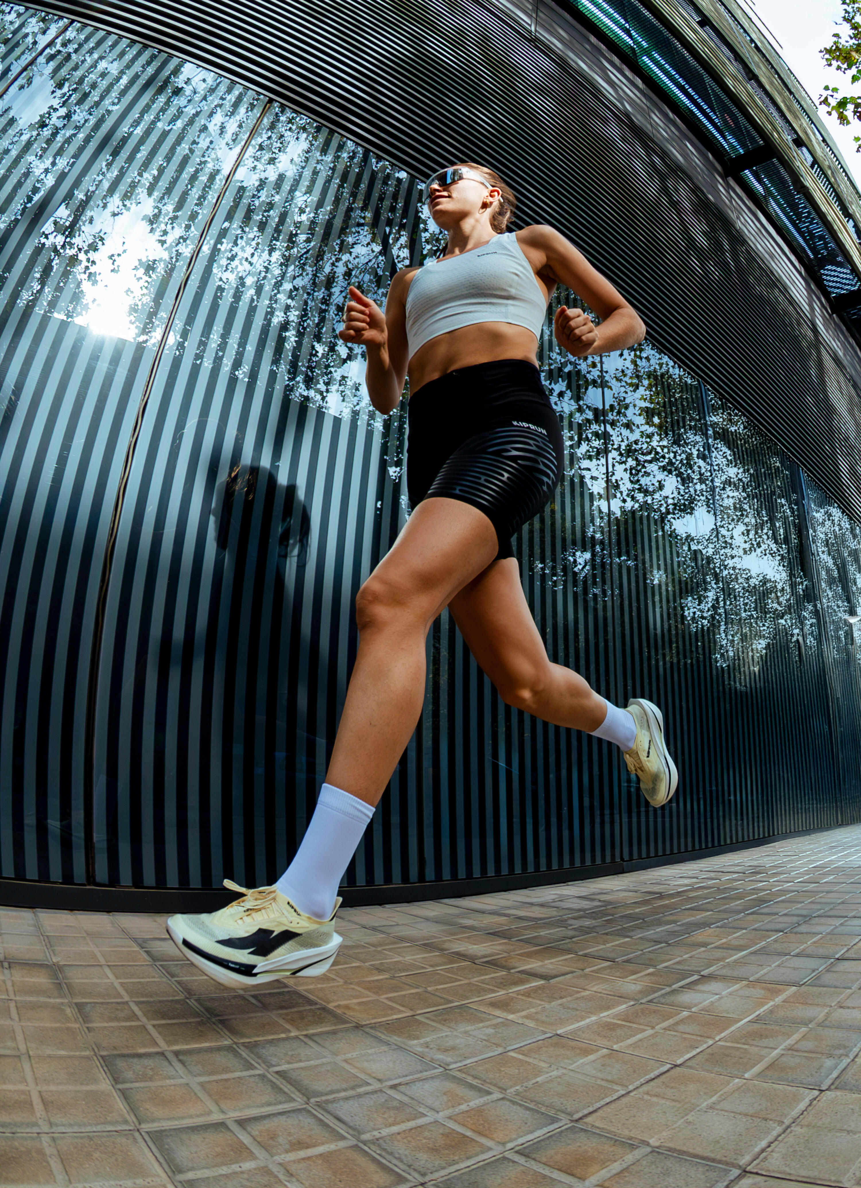 Women's running shoes with Carbon plate, Kiprun Kipstorm Elite - Light yellow