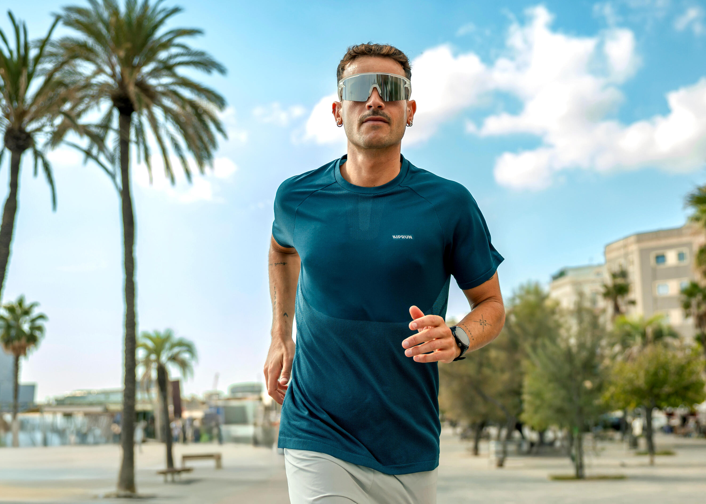 T-shirt de course à pied sans coutures homme, Run 500 6/9