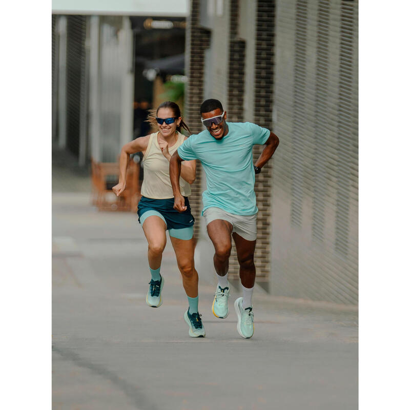 Șort de alergare KIPRUN Run 500 Gri Bărbaţi