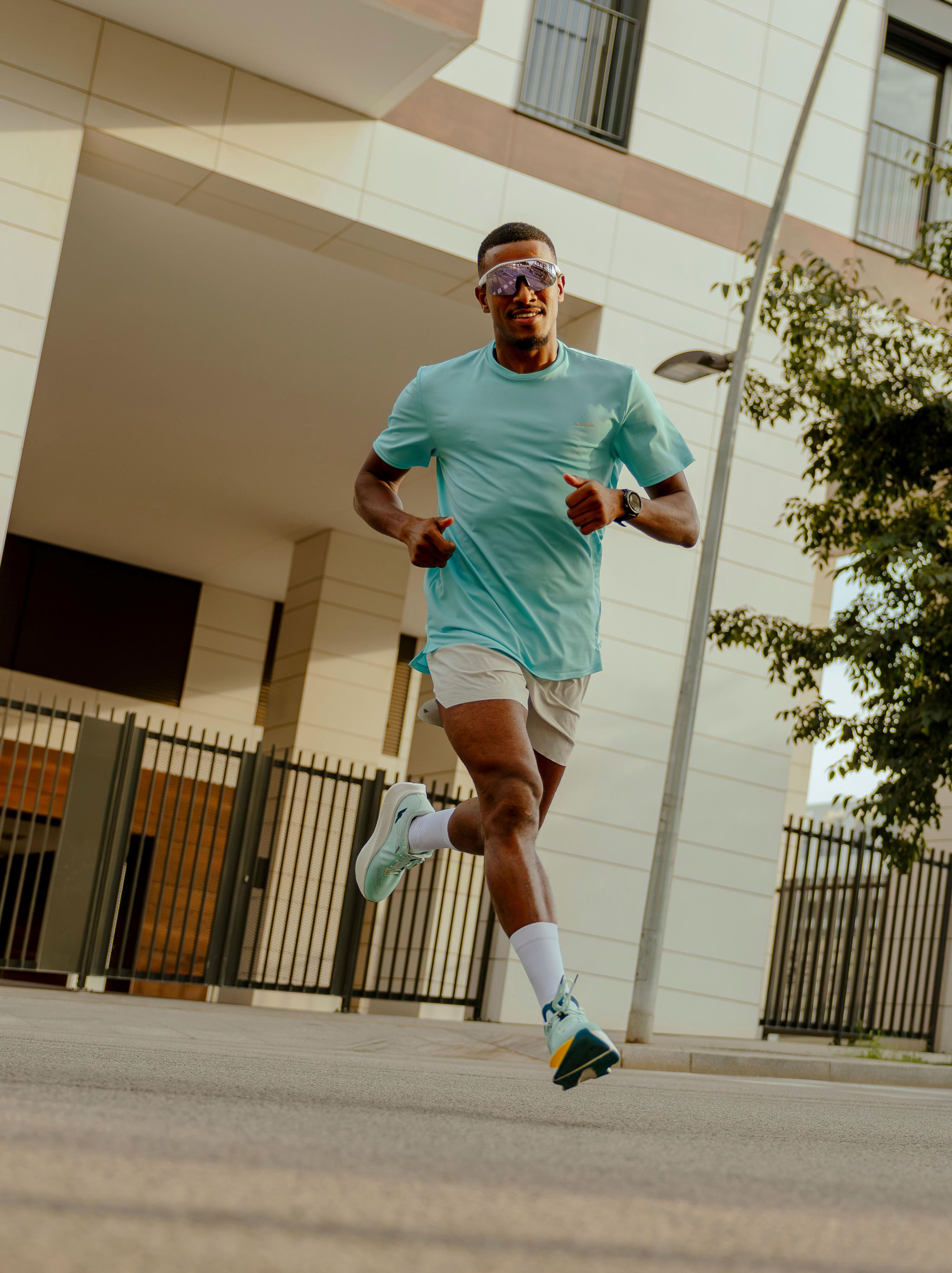 Herren-Laufshorts - Kiprun Run 500 Comfort grau 11/15