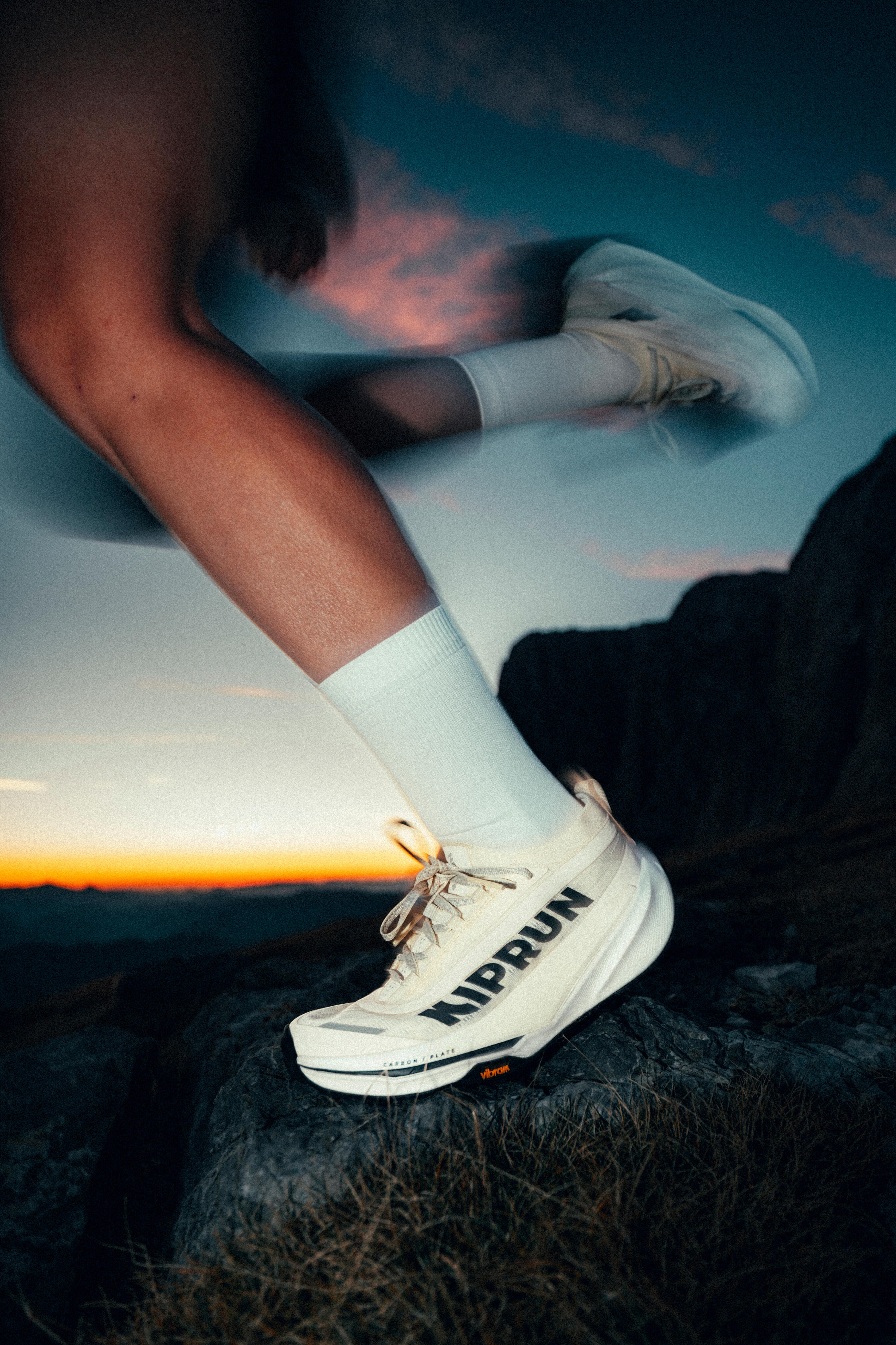 Men's trail running shoes with carbon plate, Kiprun Kipsummit Race - Beige