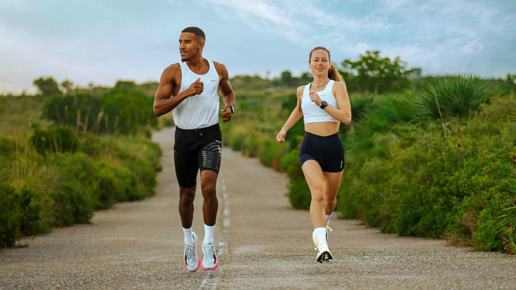 hombre haciendo running