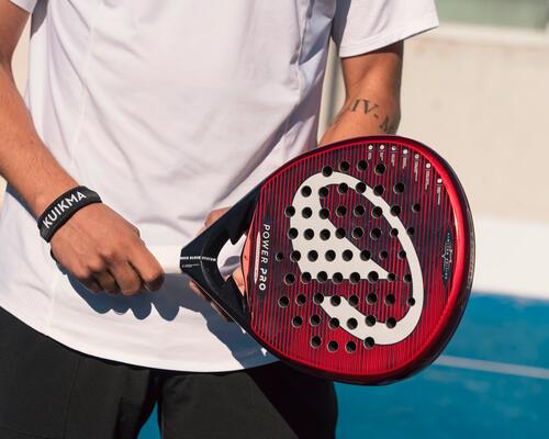 Comment choisir une raquette de padel