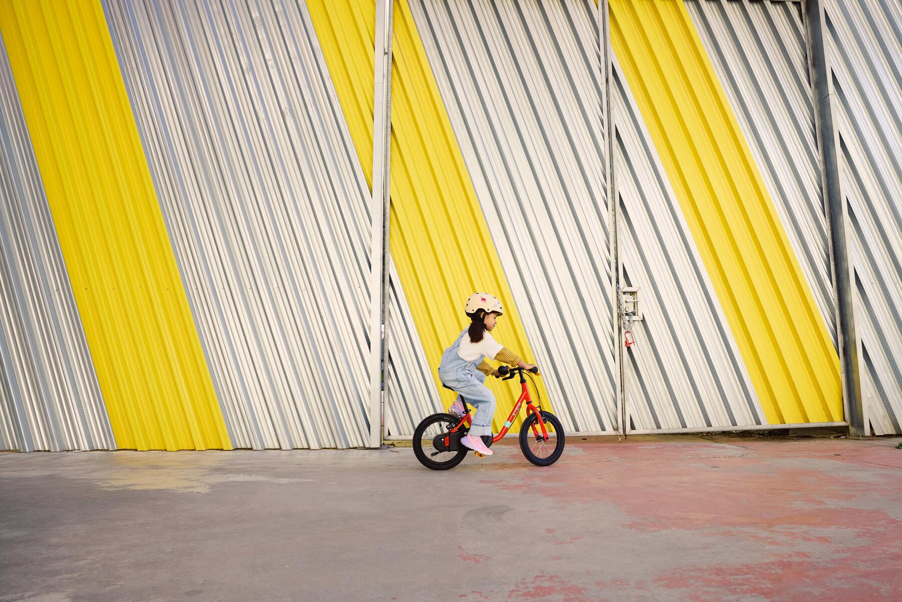 Comment apprendre à son enfant à faire du vélo?