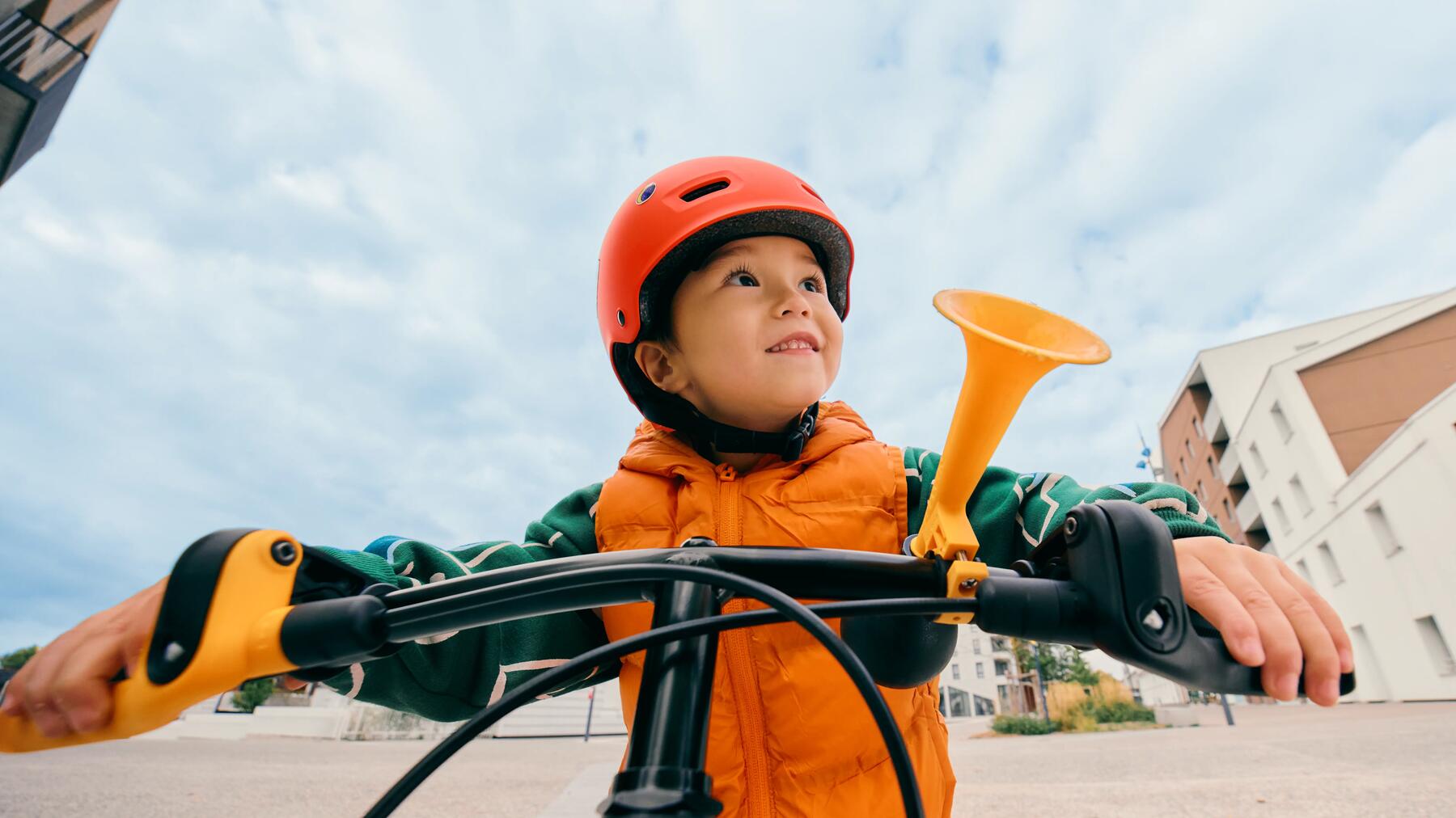 Comment apprendre à son enfant à faire du vélo?