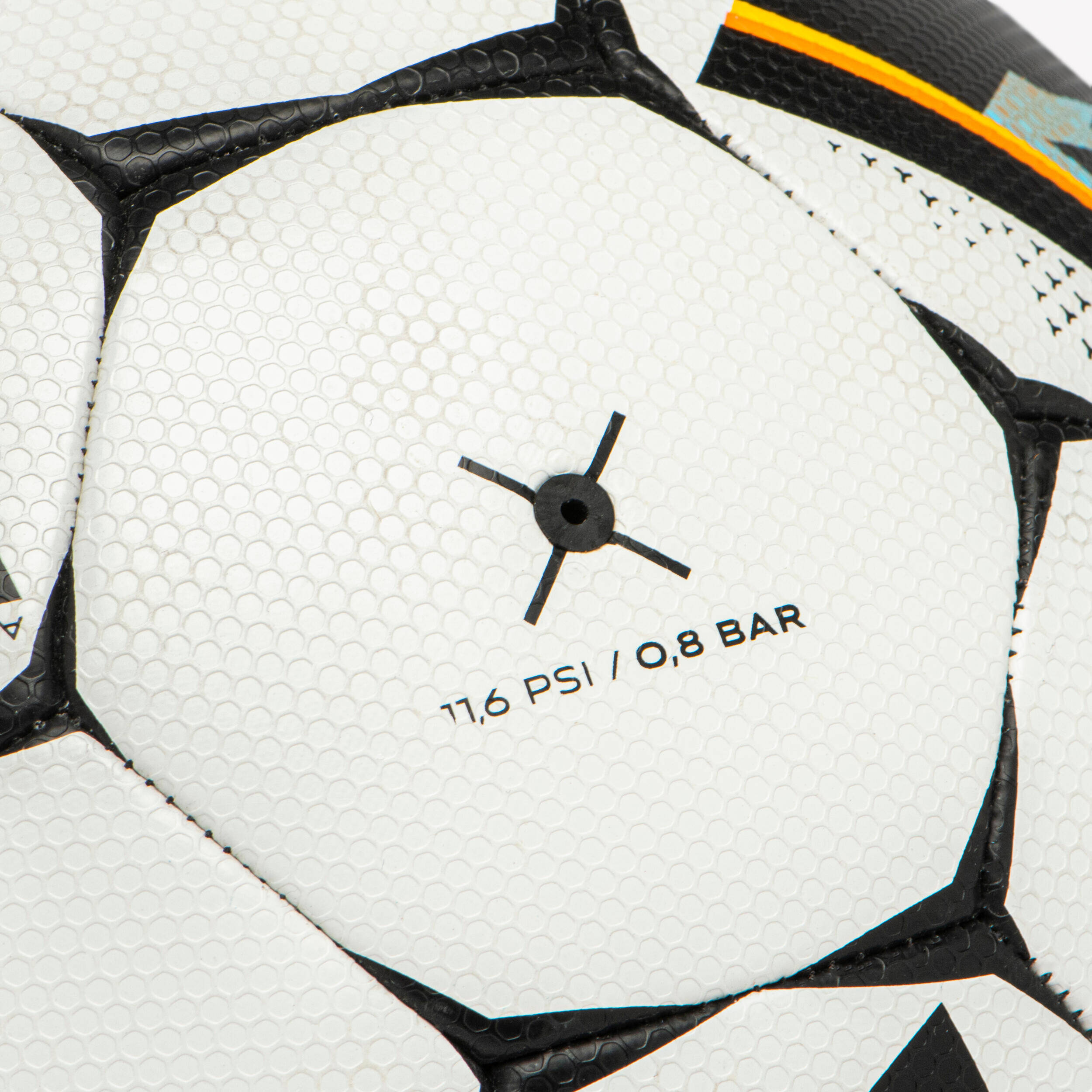 Club Ball Resist Size 5, Hybrid Technology, Rubber Coating - White -  5