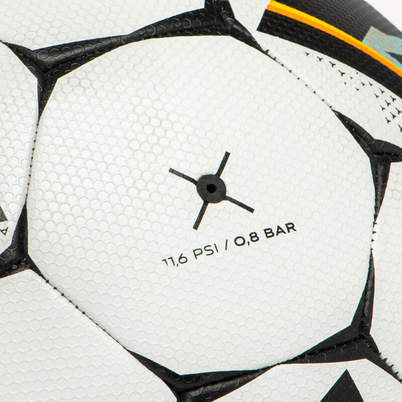 Futbol Topu - 5 Numara - Beyaz - Club Ball Resist FIFA