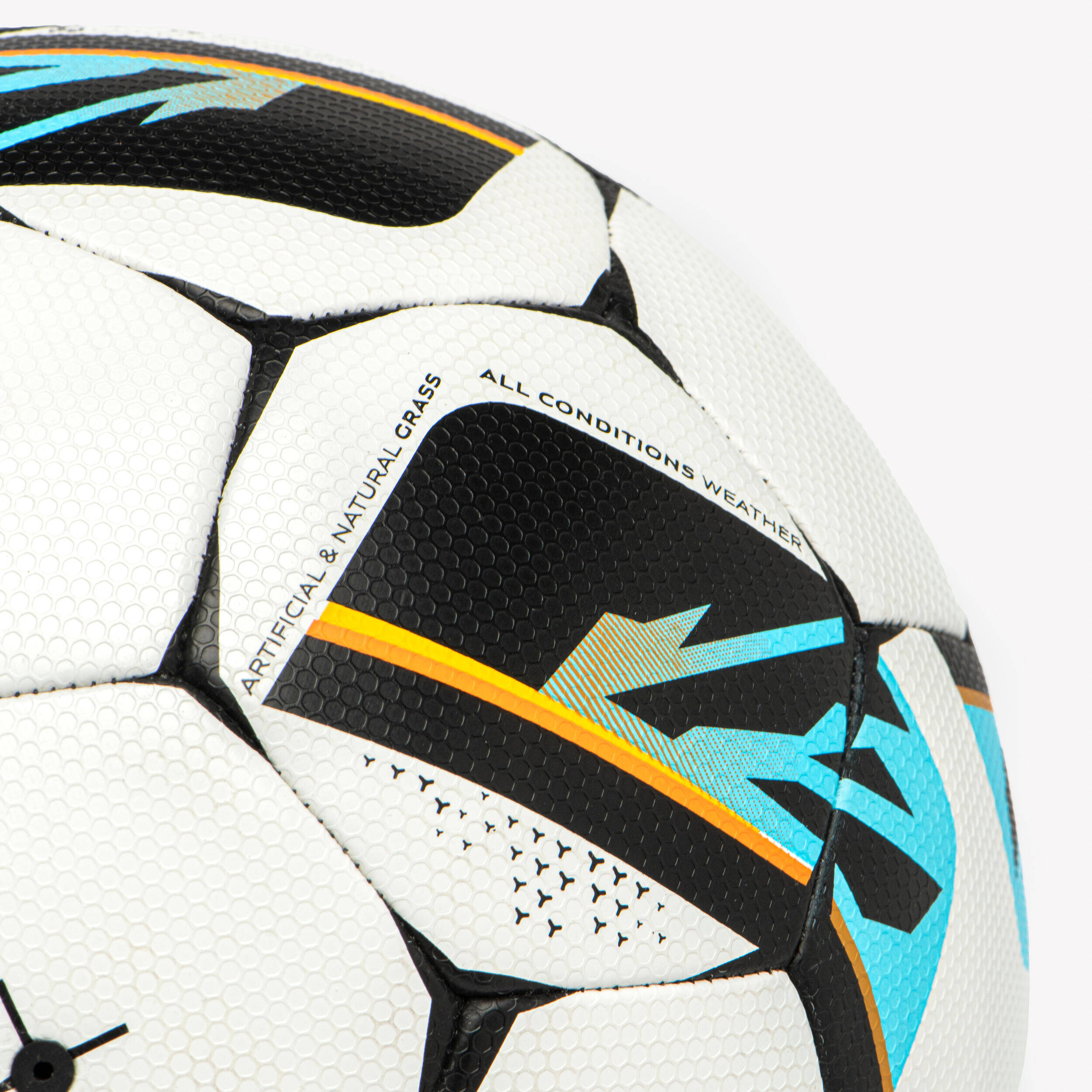 Club Ball Resist Size 5, Hybrid Technology, Rubber Coating - White -  4