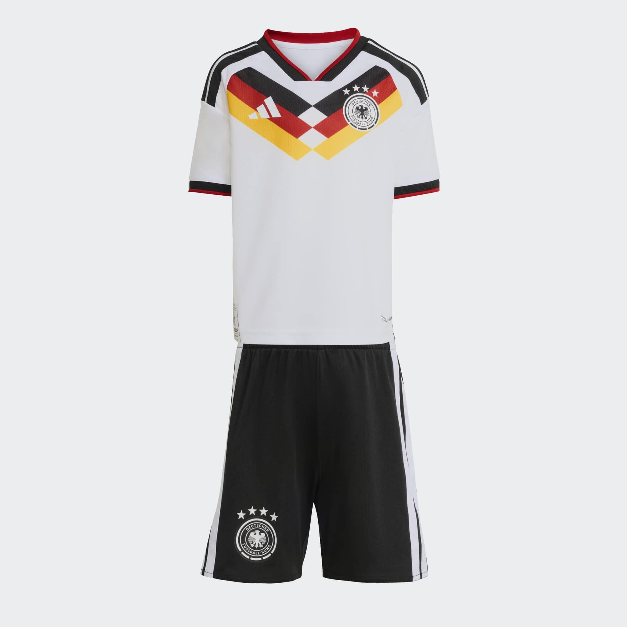 Minikit Alemania 1.ª equipación 26 Réplica Niño
