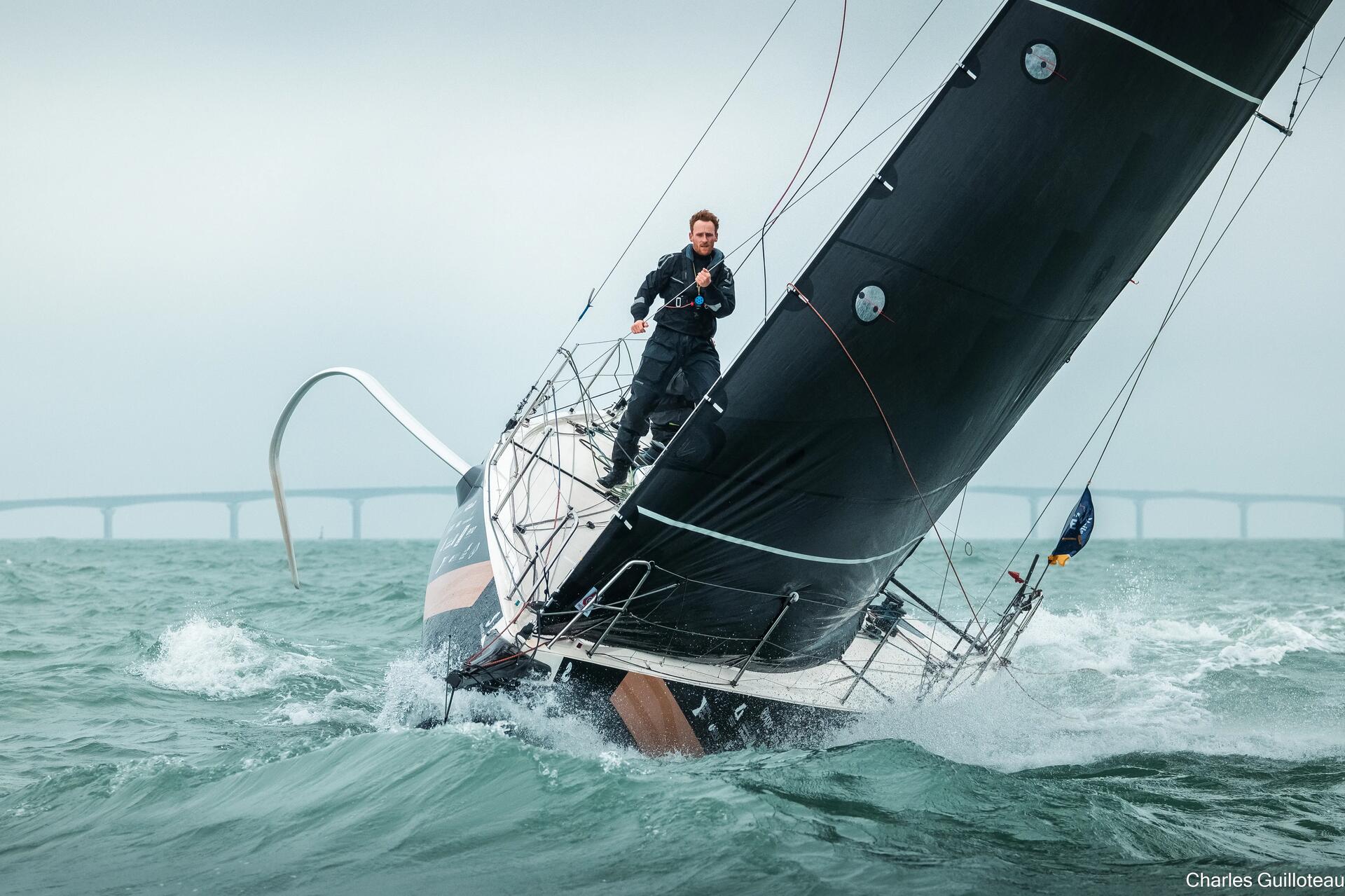 Skipper Léo Bothorel na jachcie Figaro 3
