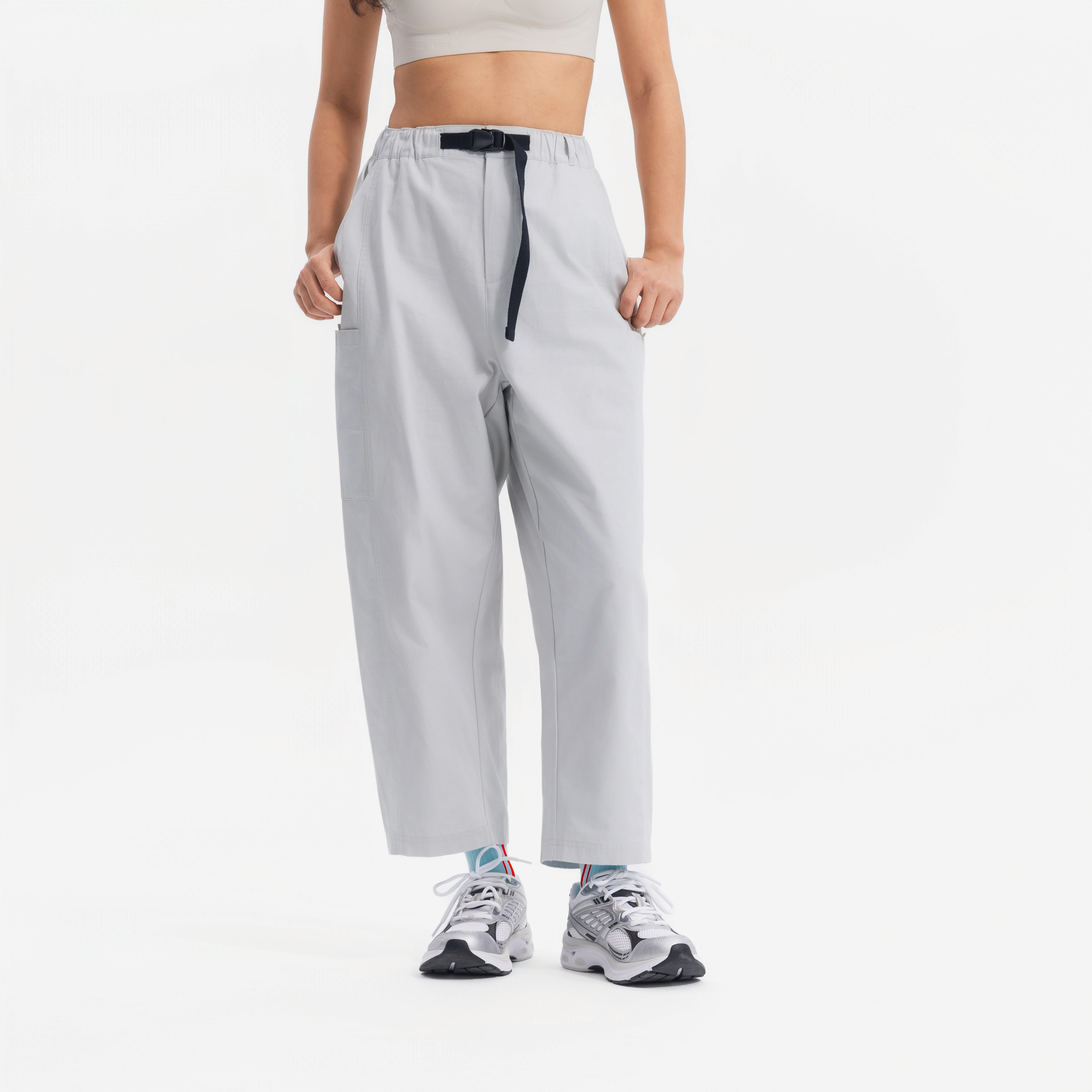 Women's Sportswear Woven 7/8 Pants - Pebble Grey