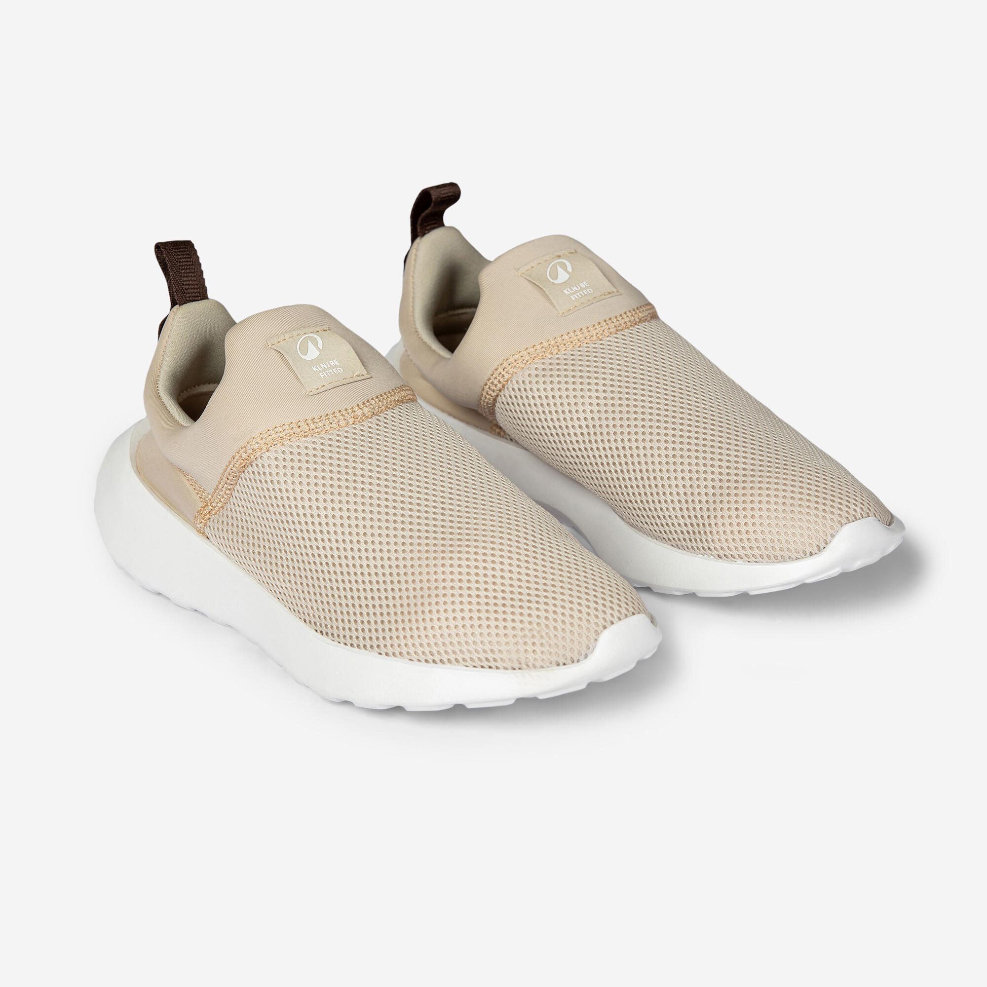 Be Fitted Men's Walking Sneaker