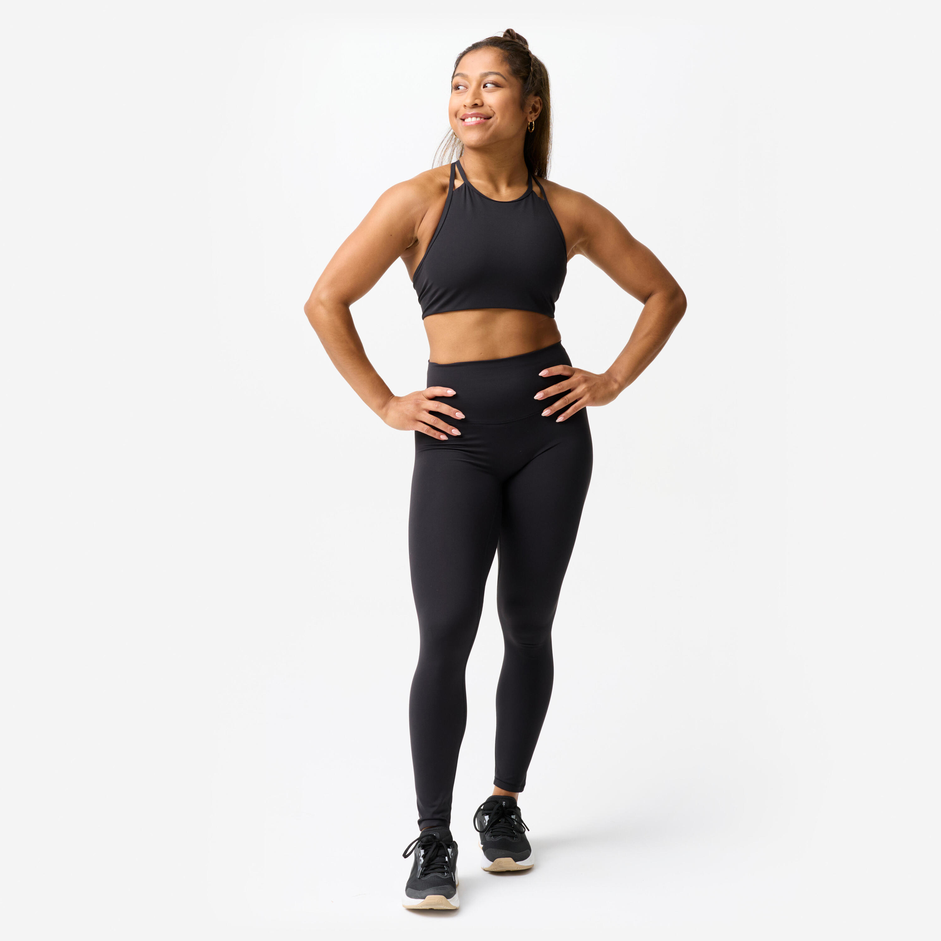 Soutien-gorge sport à bretelles fines et maintien léger femme 2/16