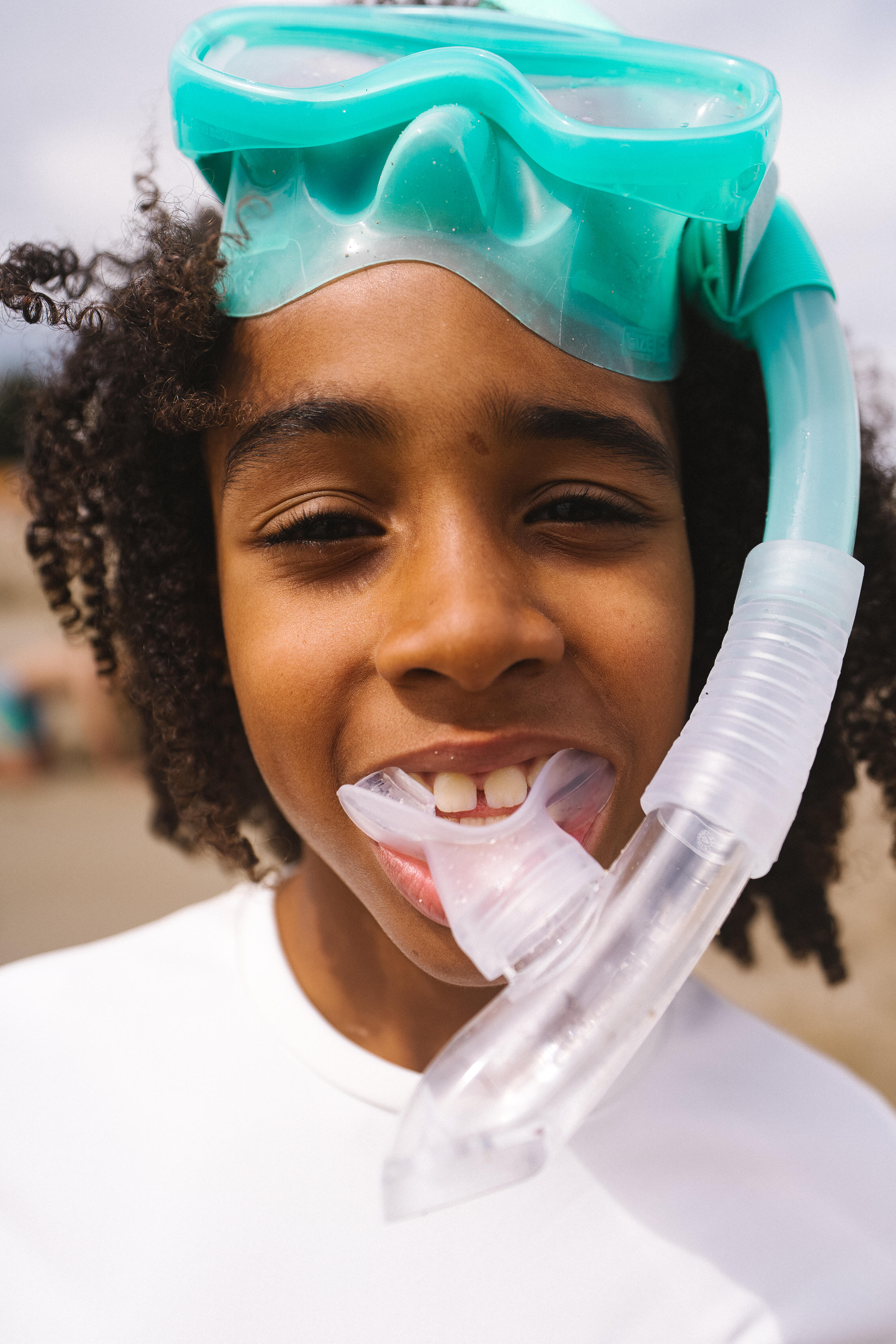 Kids’ Snorkelling Anti-Fog Mask and Valve Snorkel Set, 100 - DECATHLON