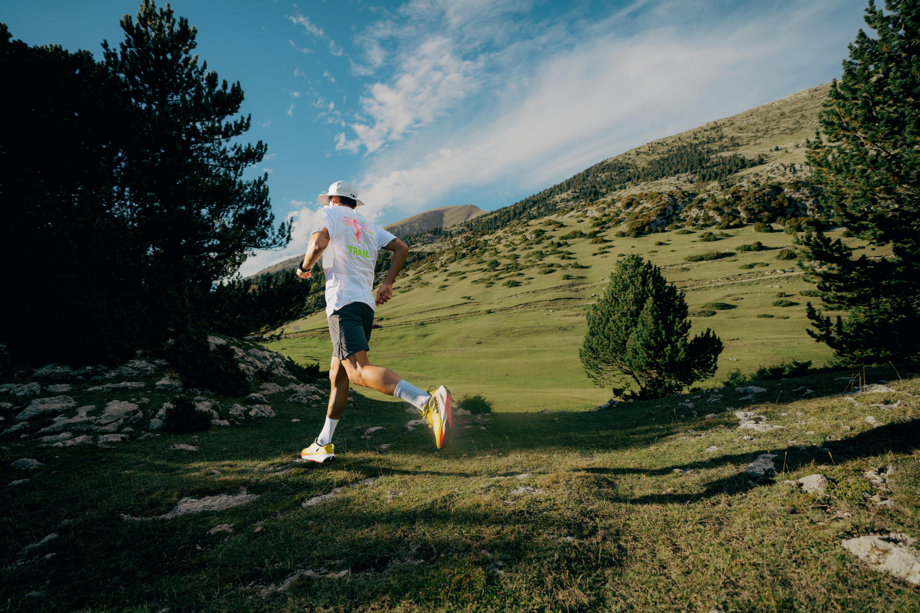 Laufshorts Trailrunning Herren - Run 900 Ultra dunkelgrau 10/11