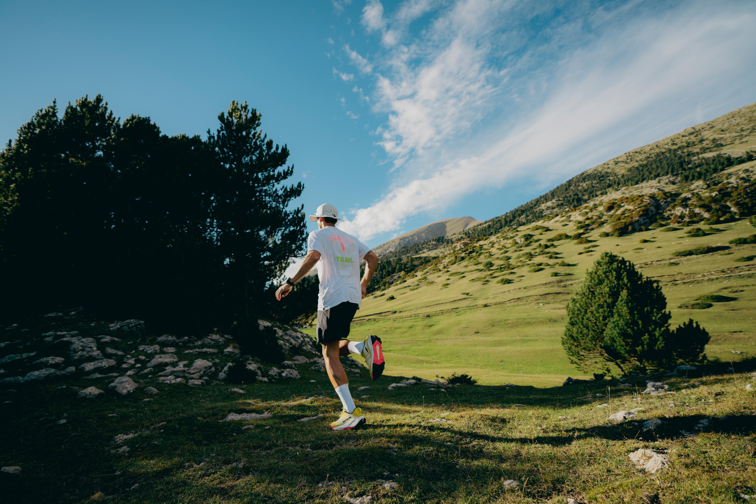 Bob Trail Running Kiprun ultraleicht Grau 10/10