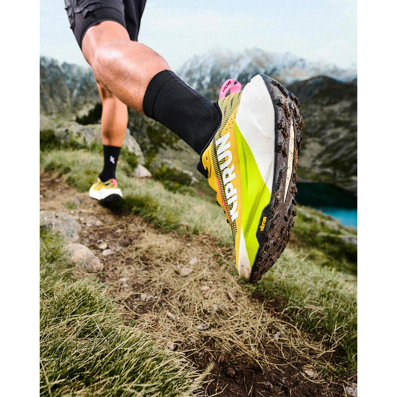 Încălțăminte de alergare trail, Kiprun Kipsummit Max galben, bărbați