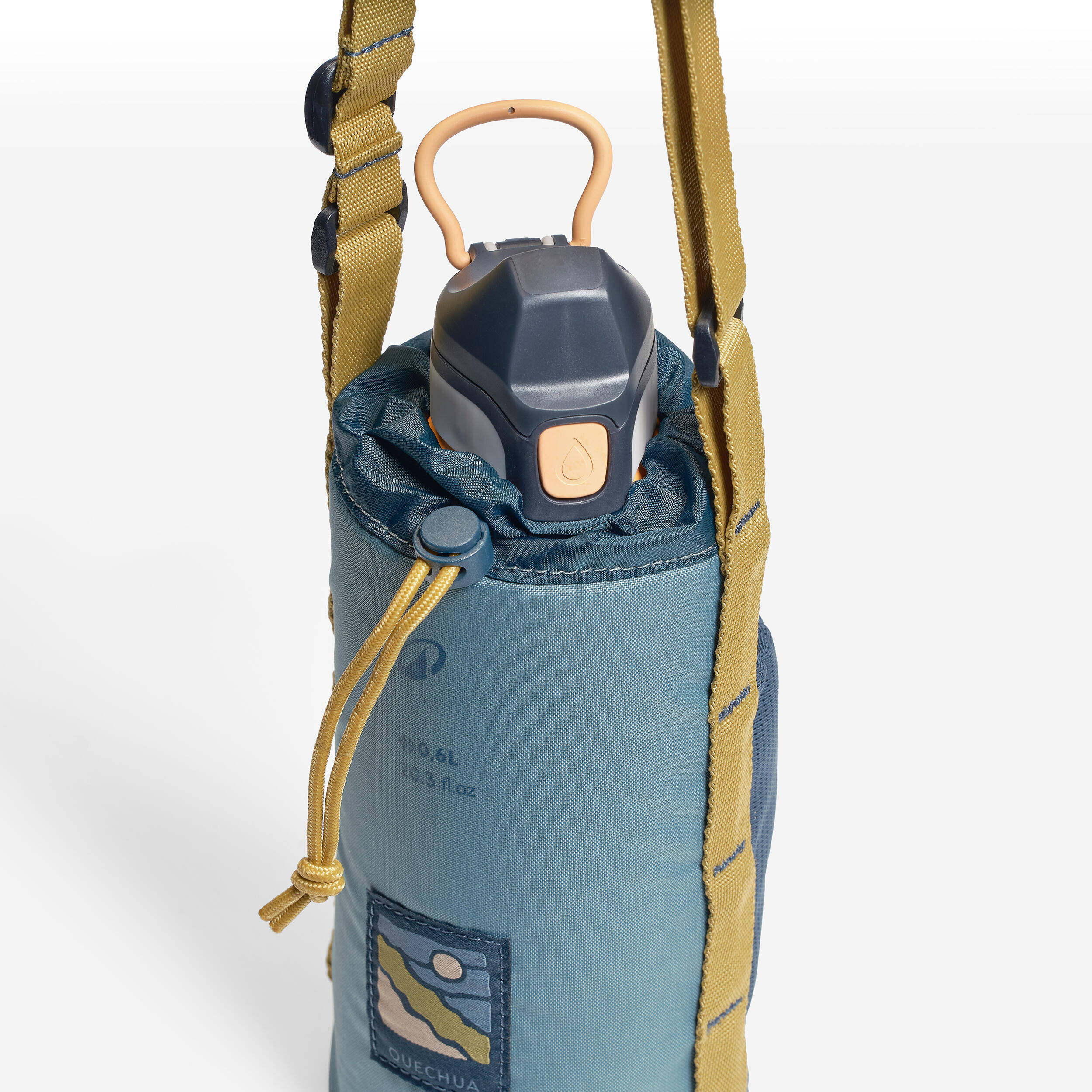 Isothermal cover for hiking flasks up to 0.6 L with shoulder strap and pocket -  2