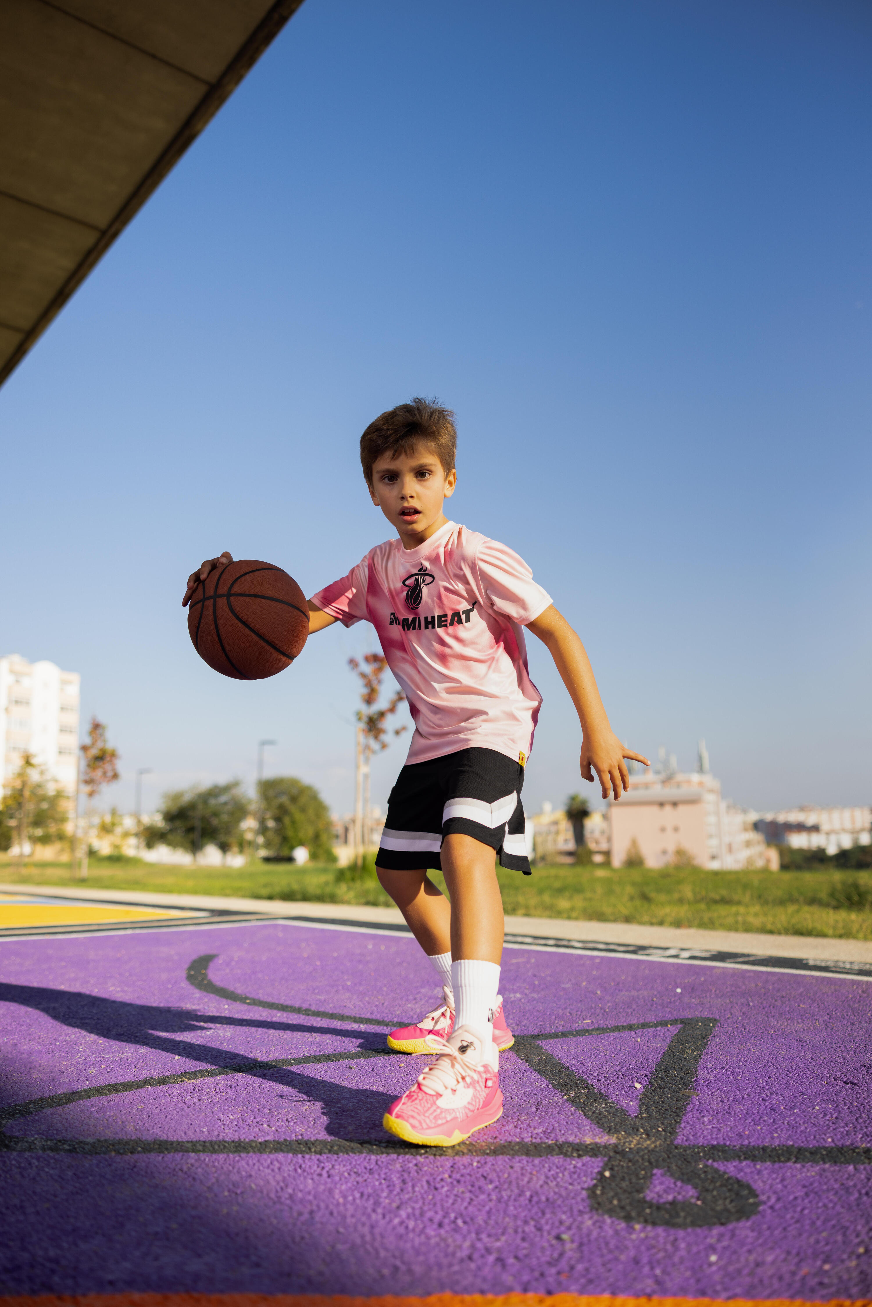 T-shirt basket bambino 900 NBA Miami Heat fucsia 8/8