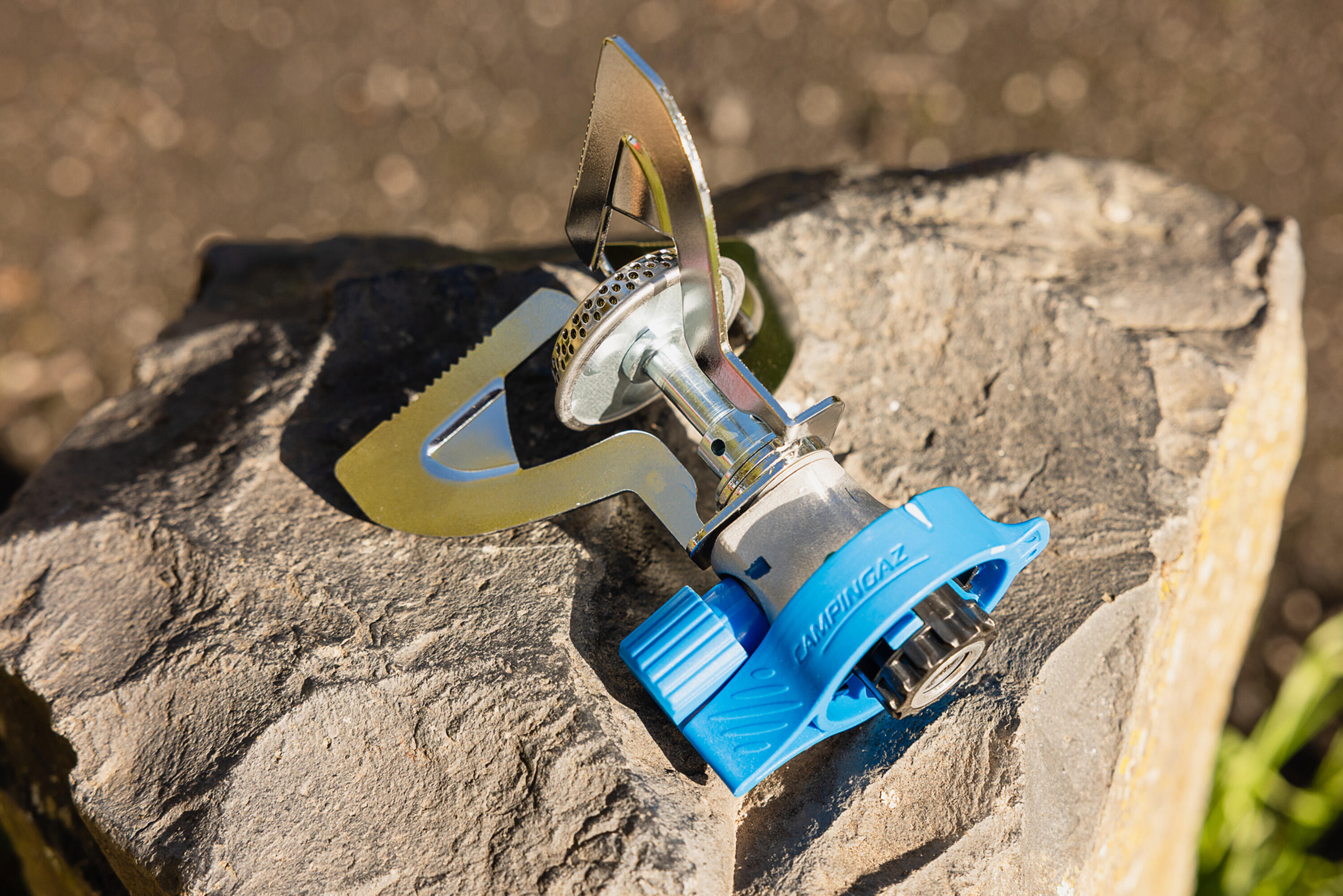 Réchaud Bleuet compact pour le camp du randonneur et du trekker 11/15