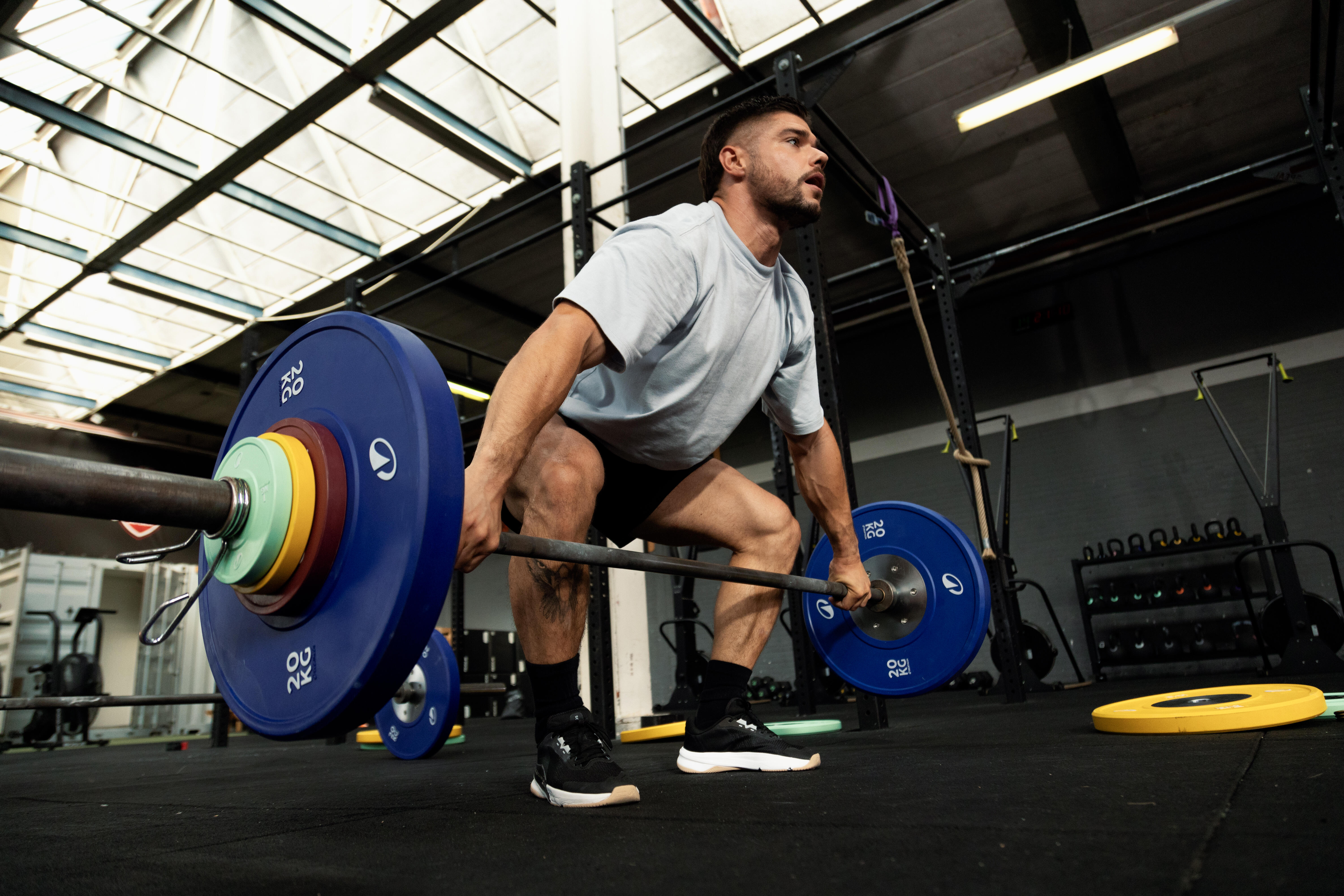 Short d’entraînement extensible homme - DOMYOS