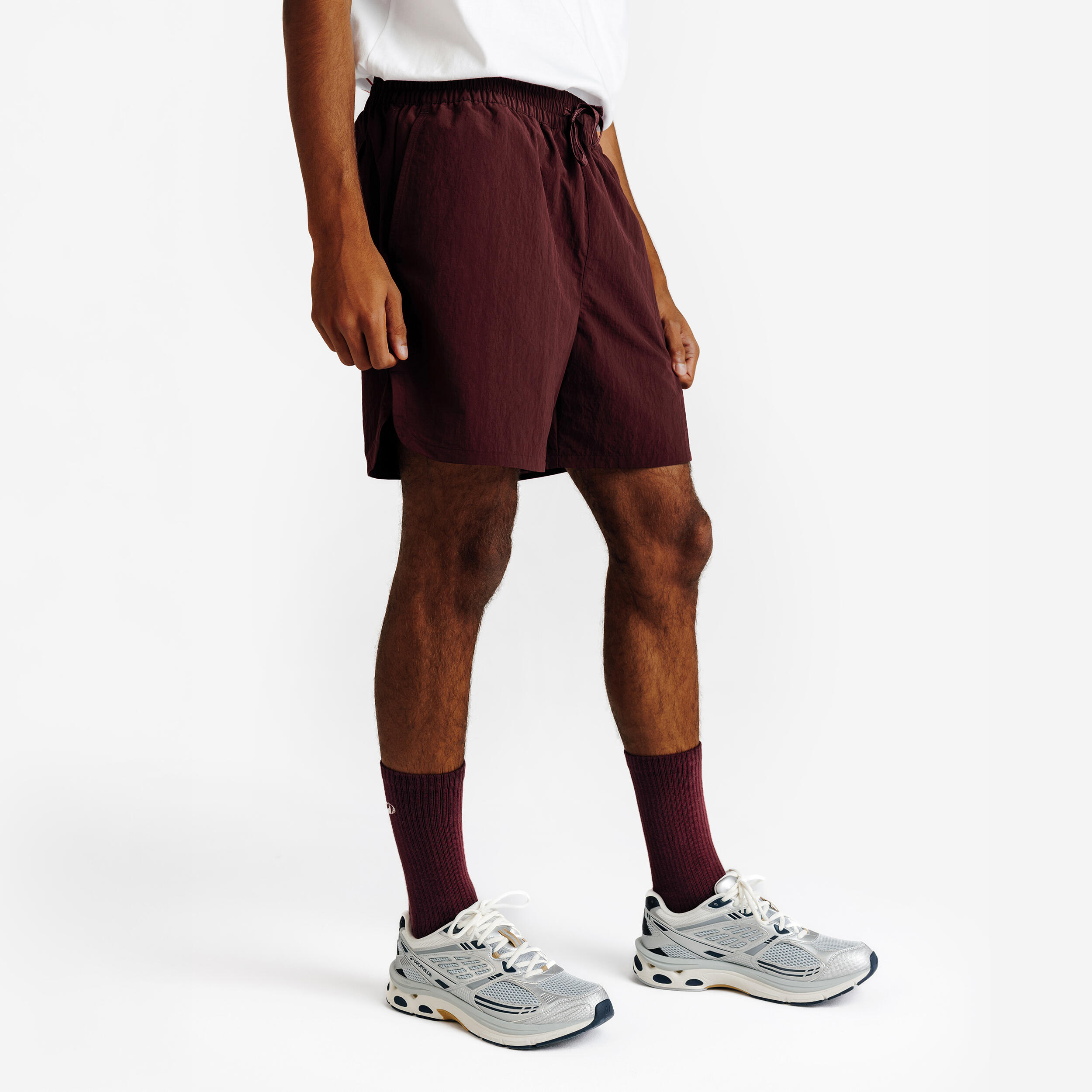 DECATHLON Pánske plátenné šortky Elementals bordové XS