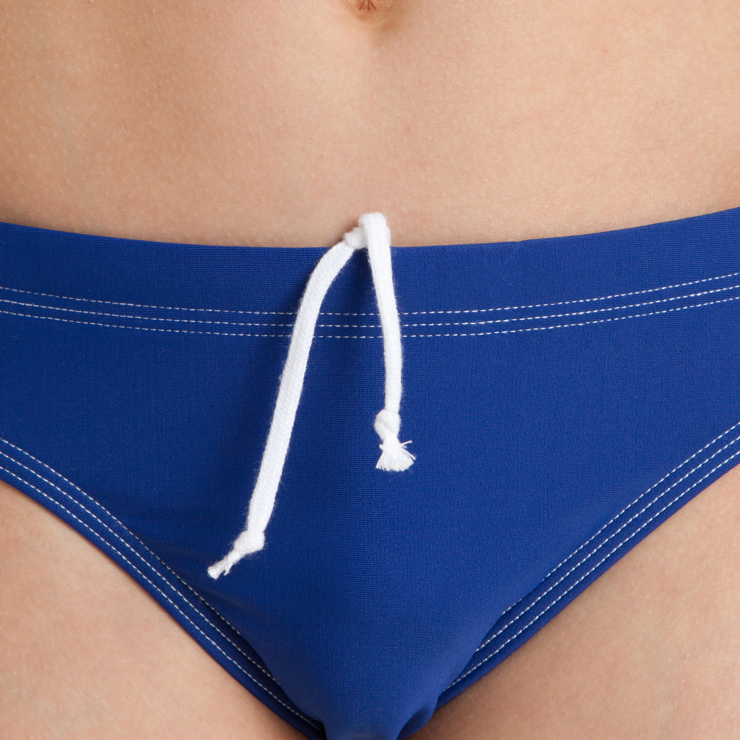 BOY'S SWIMMING TRUNKS 100 BASIC - BLUE 6/7