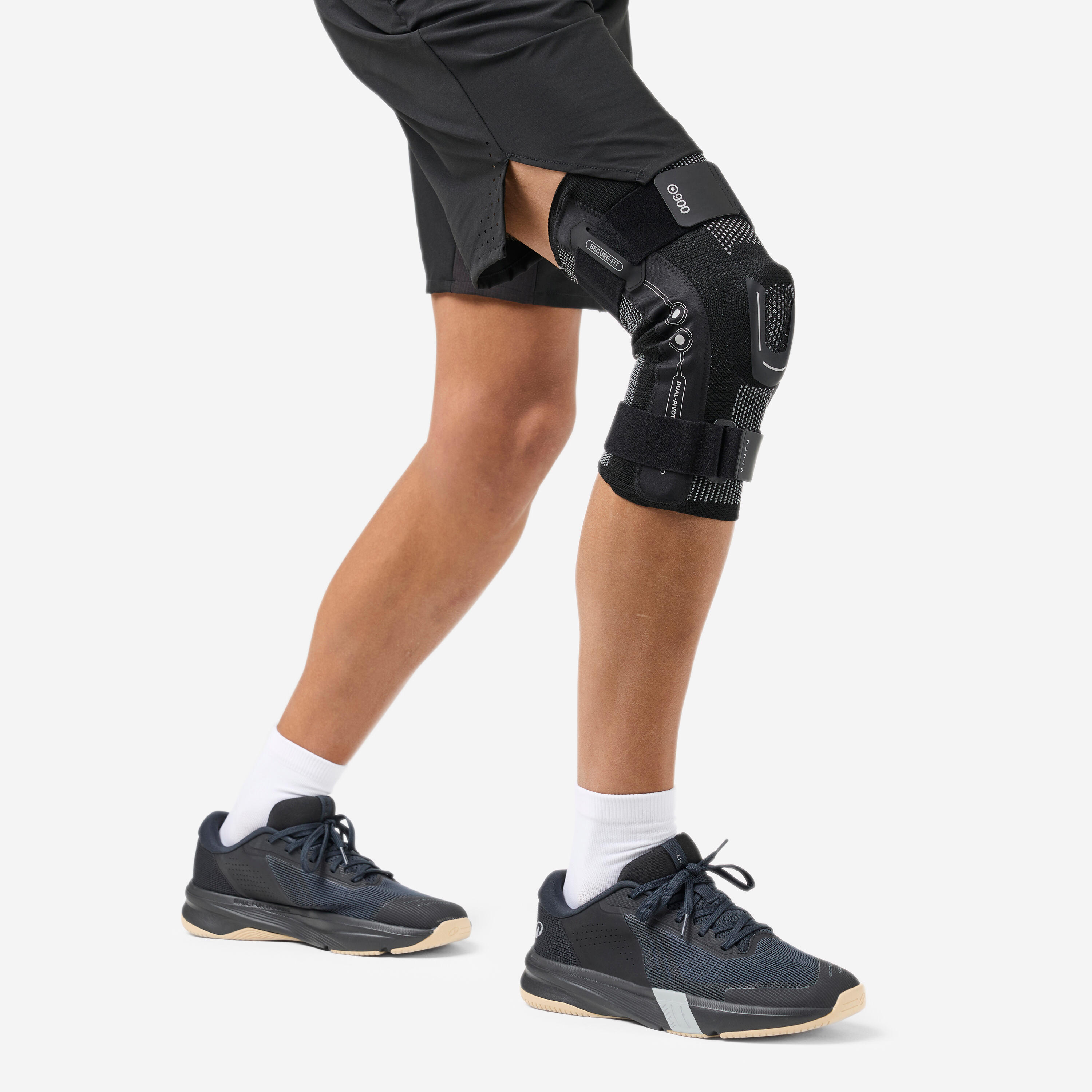 Knee Protector or Supporter L3 for Both Legs 900 - Black