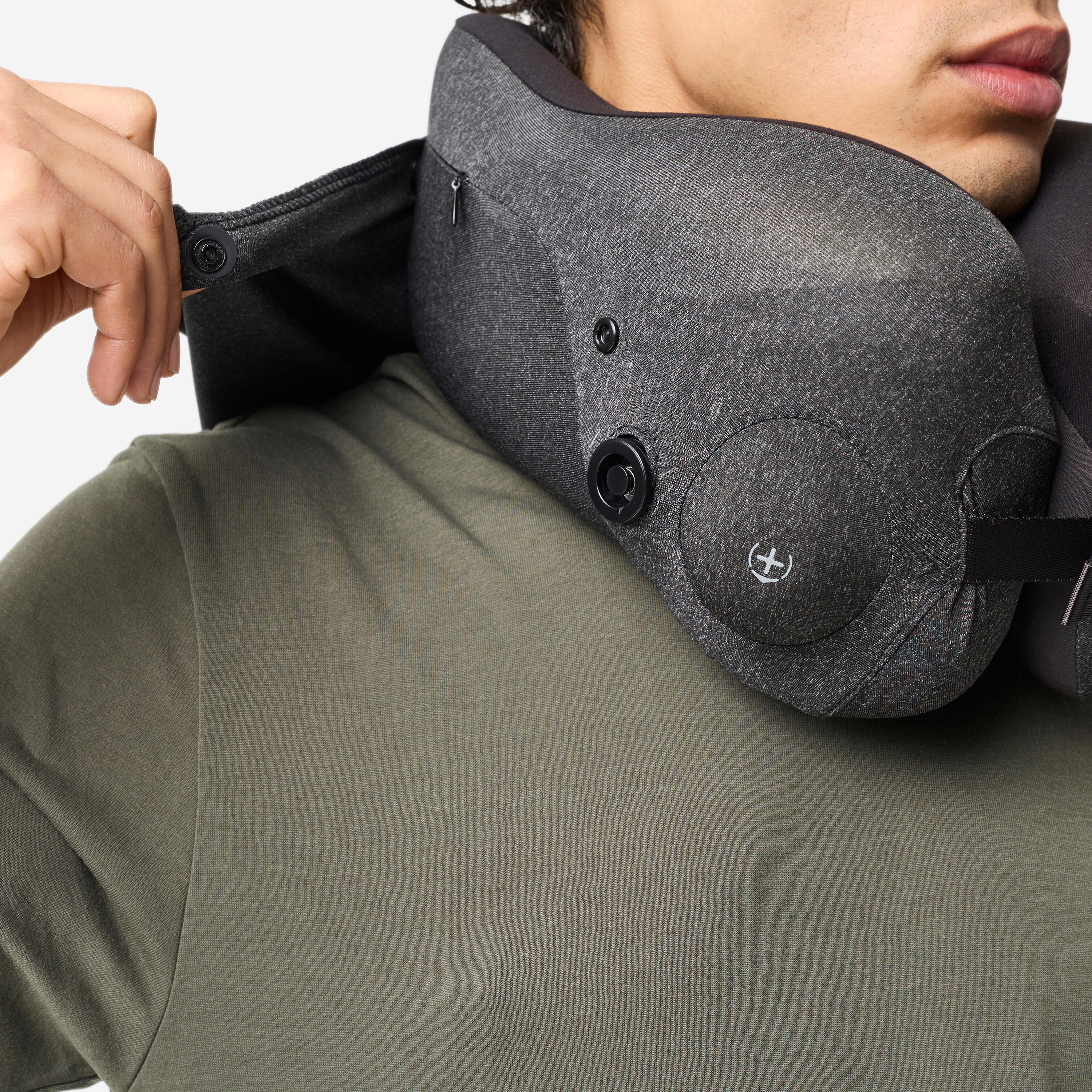 Coussin de cou gonflable et réglable 14/15