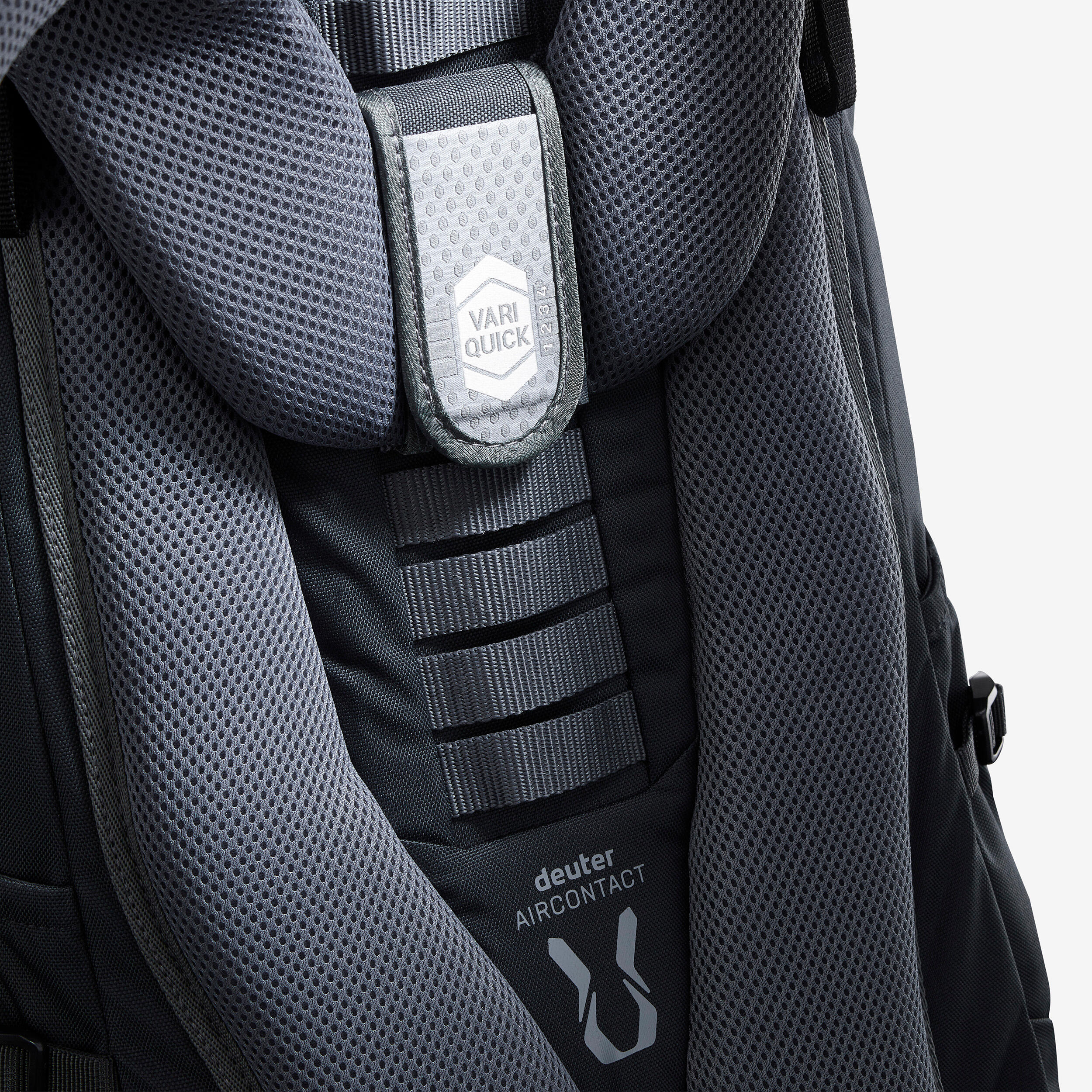 Sac a dos Deuter Trekking Plus 55+10 4/6