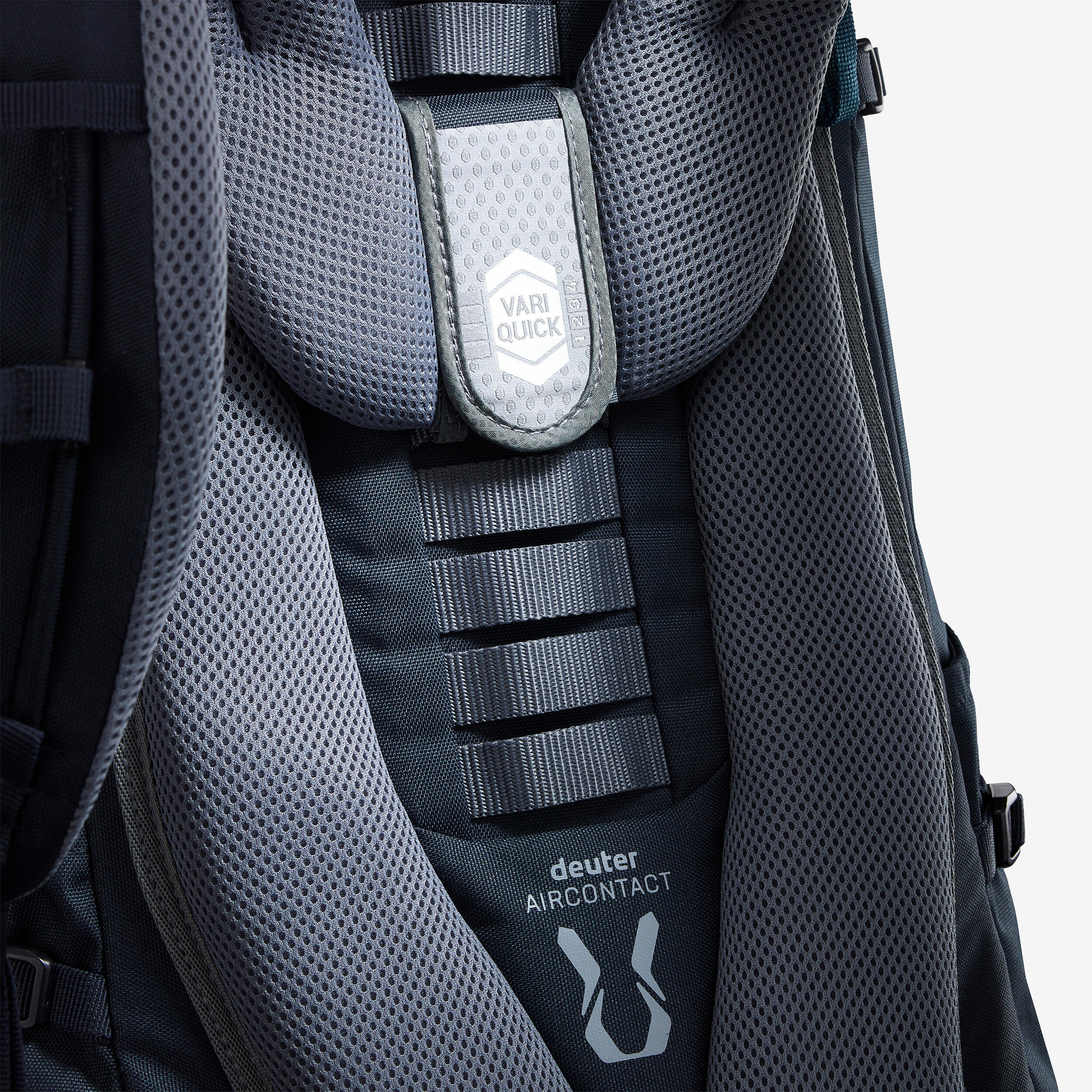 Sac a dos Deuter Trekking Plus 50+10 SL 4/6