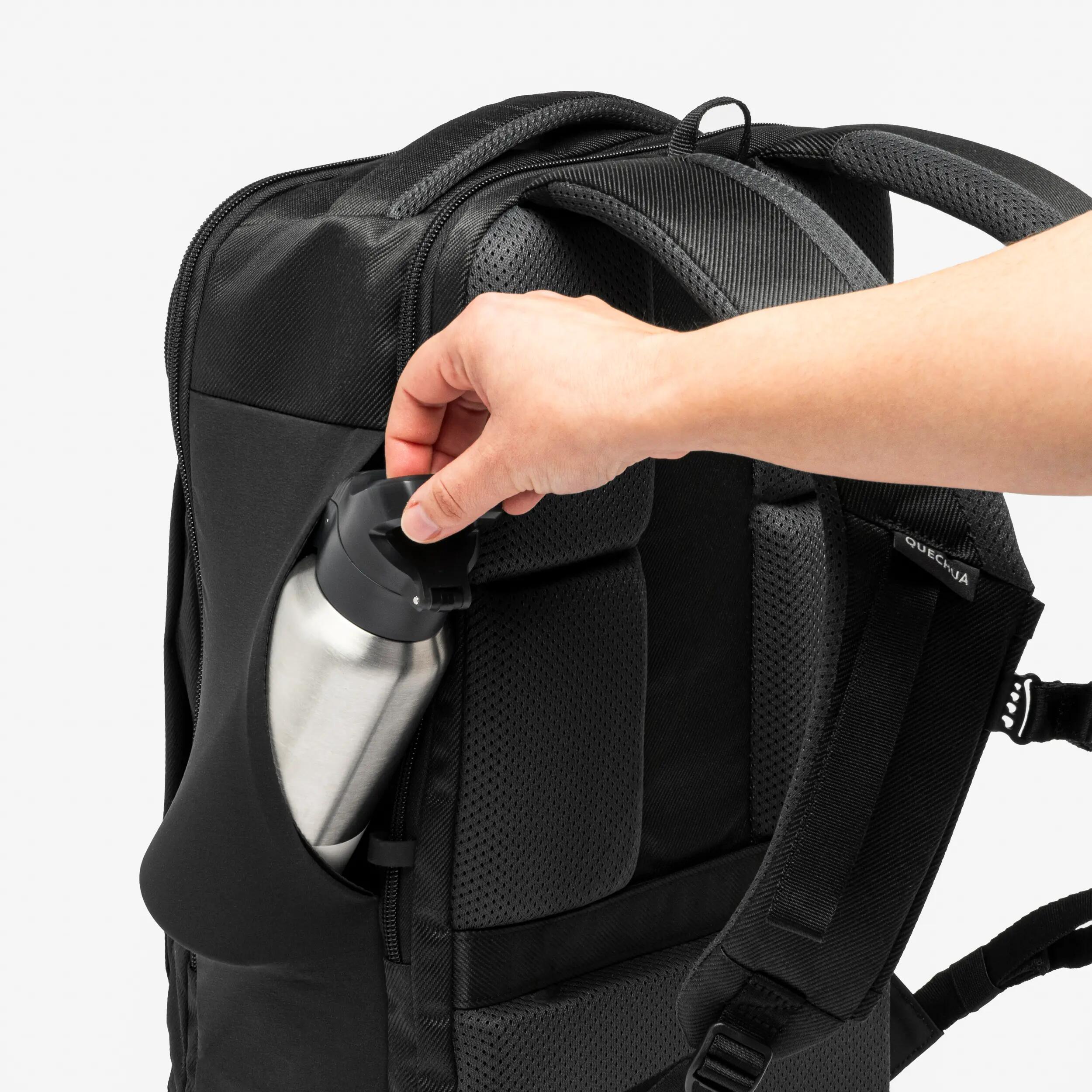 Mochila de montaña y senderismo 23L Quechua NH Escape 500. Equipaje de mano 12/16