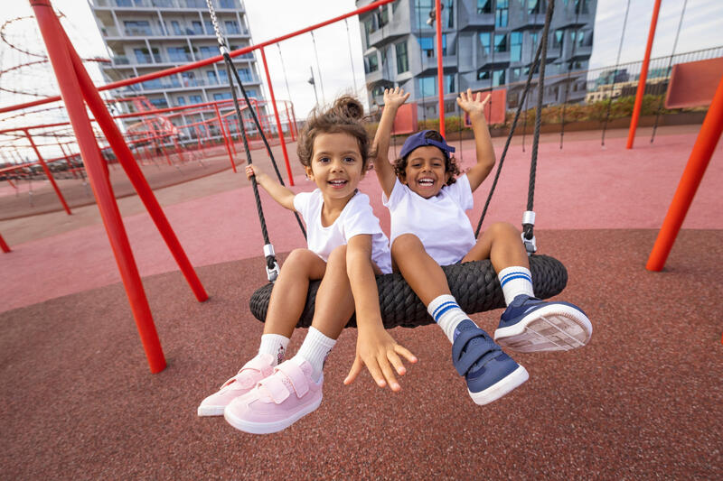Chaussures barefoot enfant : comment bien les choisir ?