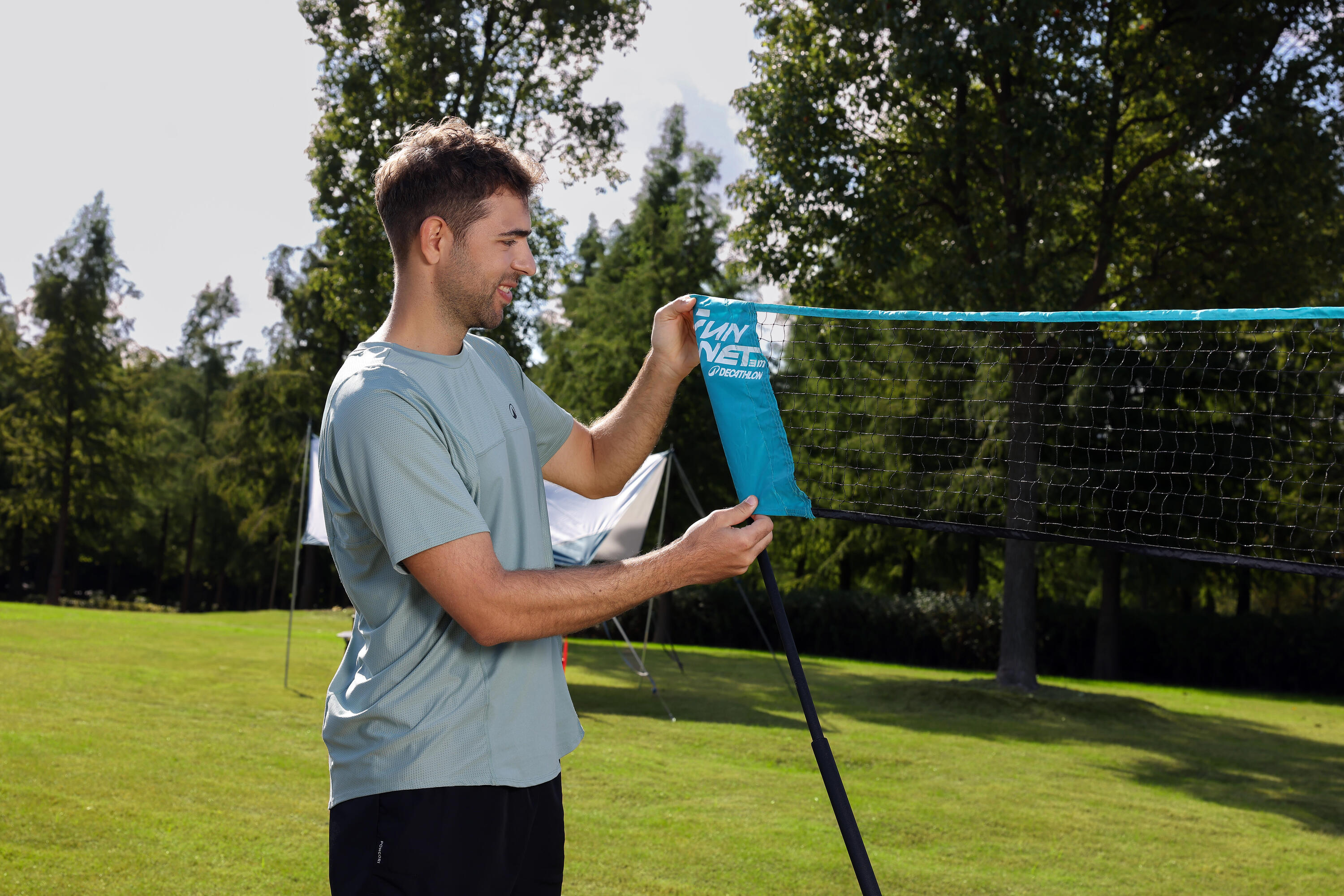 Ensemble de badminton avec 2 raquettes, 2 volants et 1 filet 18/21