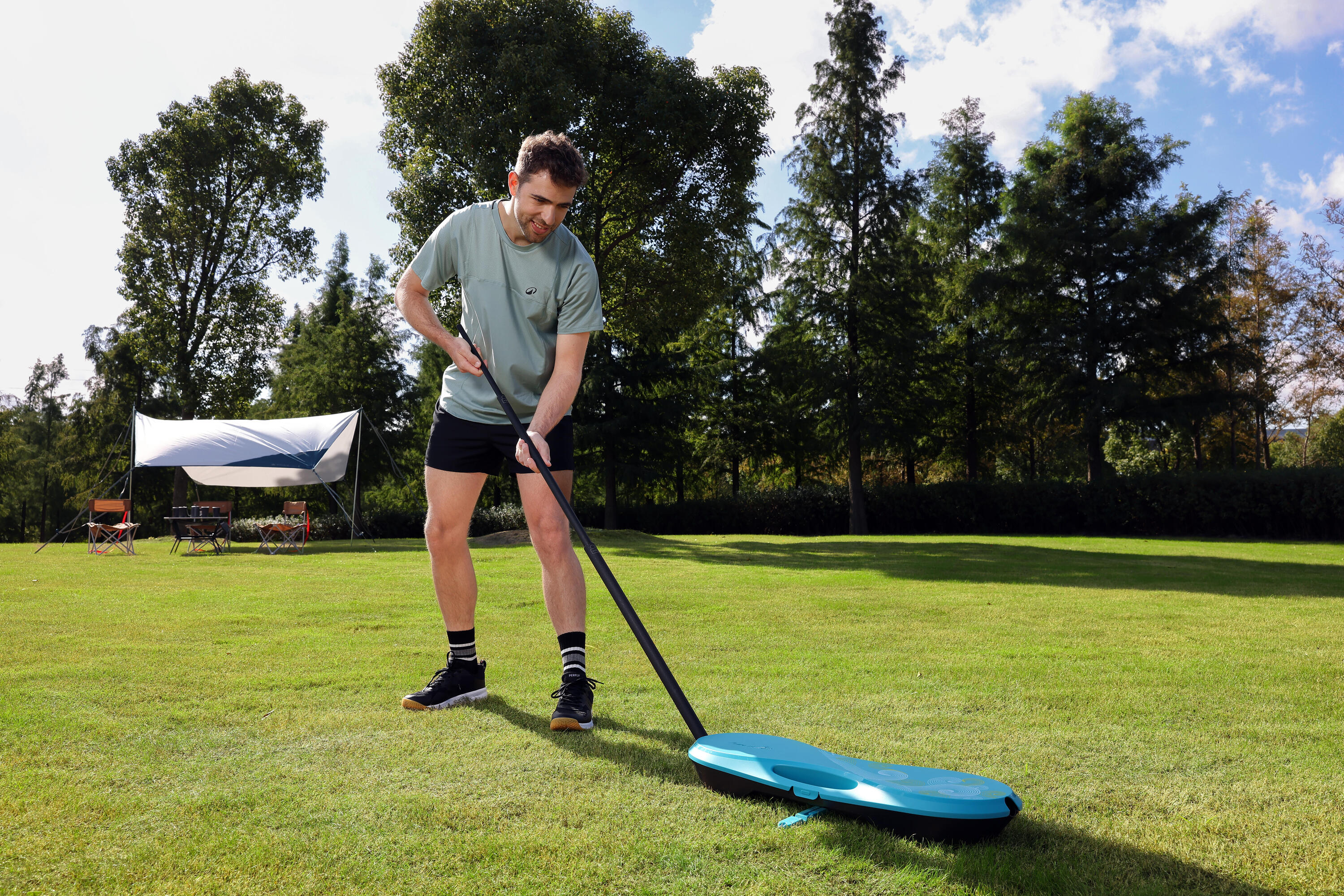 Ensemble de badminton avec 2 raquettes, 2 volants et 1 filet 17/21