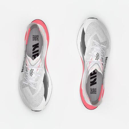Кросівки чоловічі KD900X LD2 для бігу з карбоновою вставкою рожеві/білі