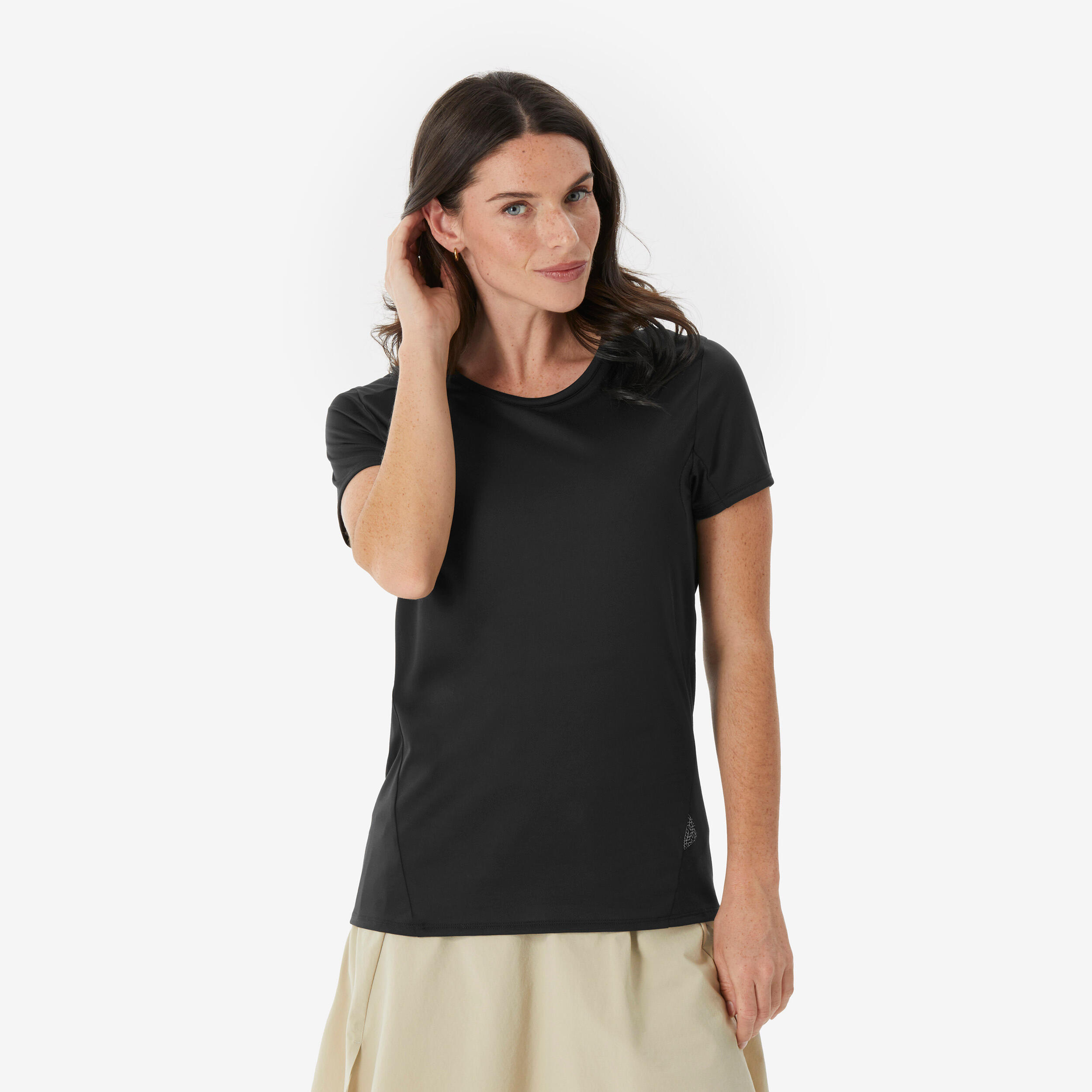 Women’s short-sleeved mountain walking T-shirt MH100 - Black