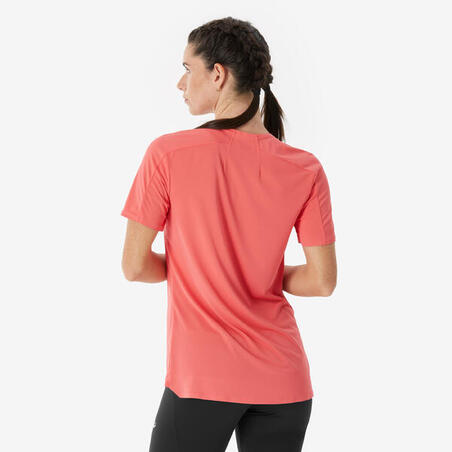 Футболка жіноча MH500 для гірського туризму рожева