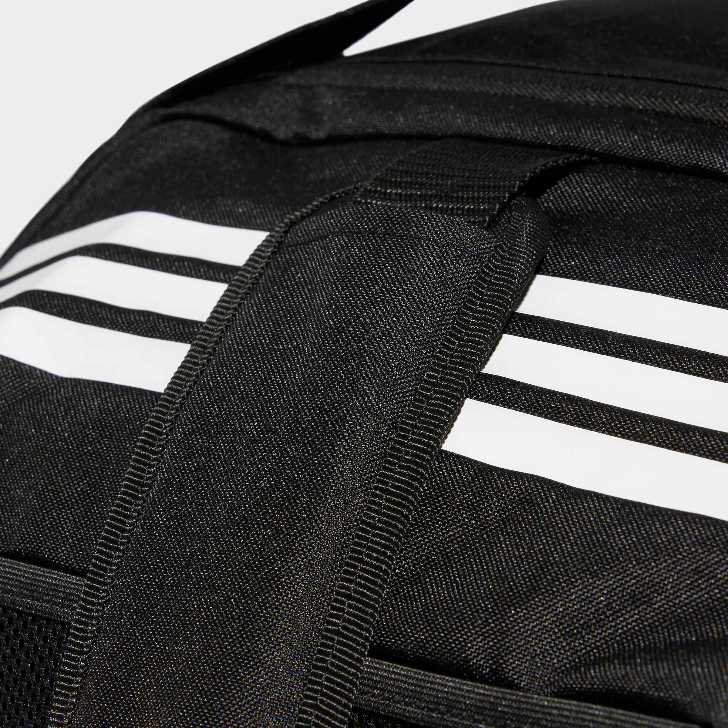Saco de desporto Tiro Duffle 5/6