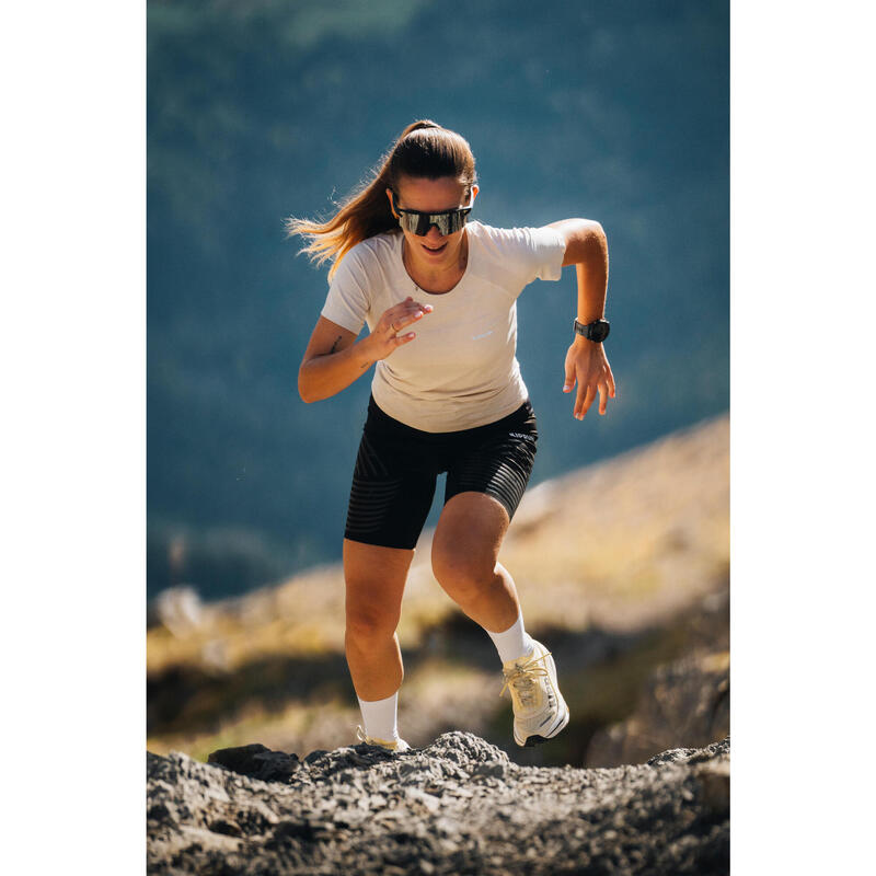 Kadın Koşu/Arazi Koşusu Tişörtü - Bej - Kiprun Run 500 Confort