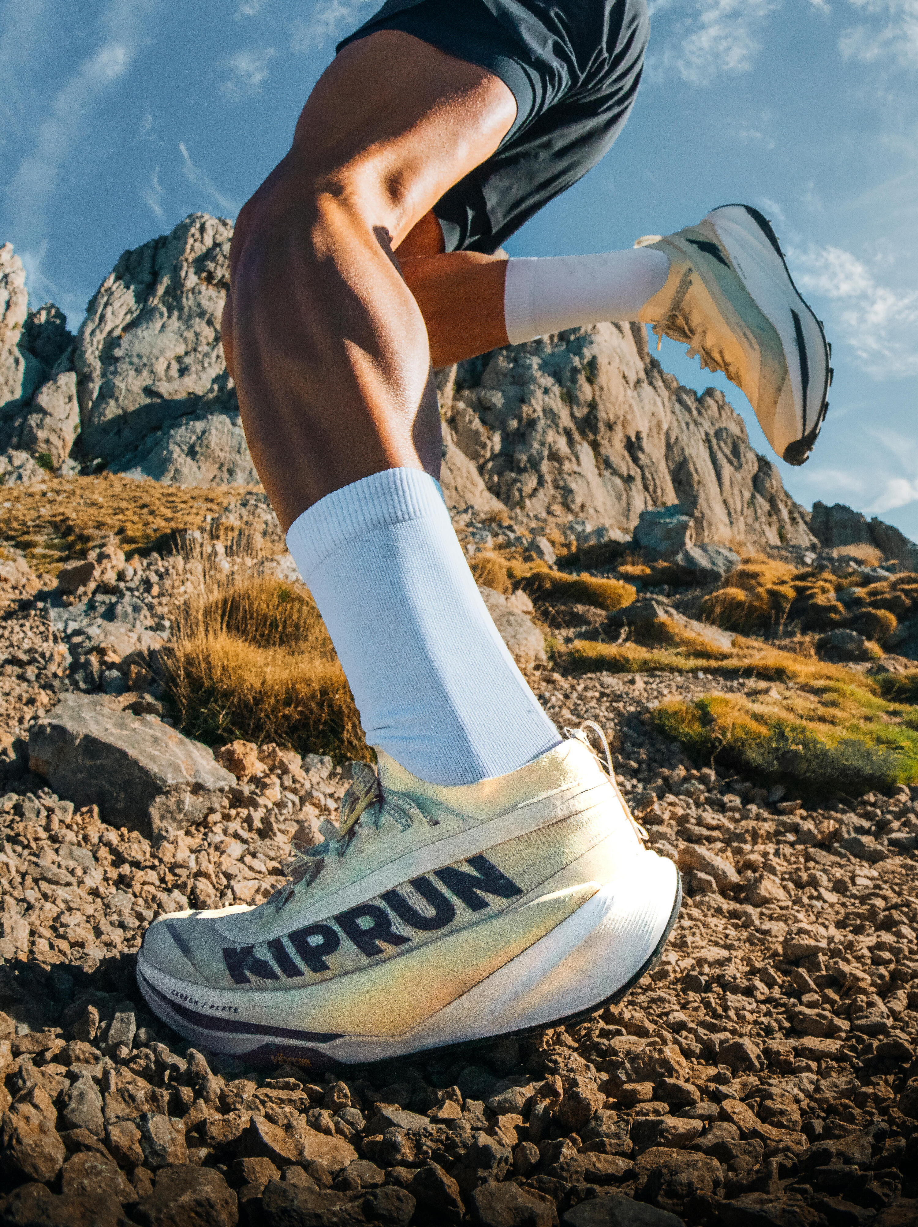 Men's trail running shoes with carbon plate, Kiprun Kipsummit Race - Beige