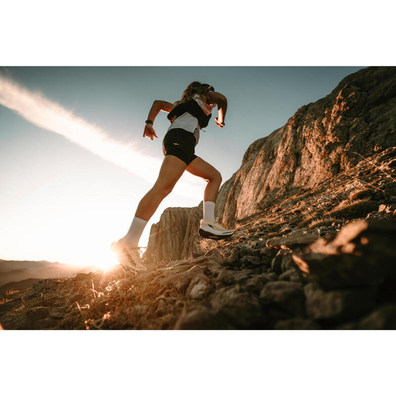 Kadın Koşu Tişörtü - Beyaz - Kiprun Run 900 Light