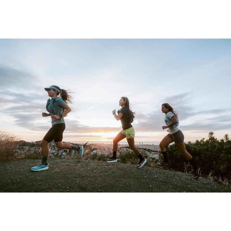 Șort de alergare & trail distanță mare Kiprun Run 900 Maro Damă