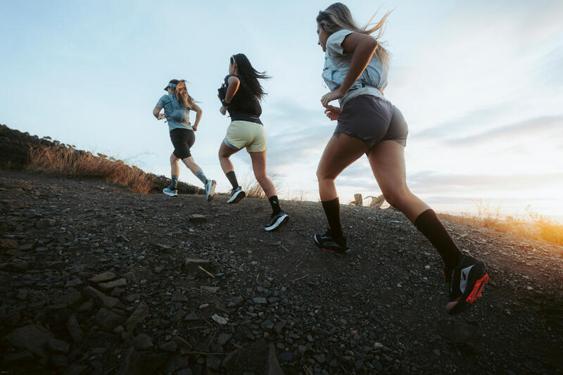 Come scegliere le tue scarpe da trail da donna? | DECATHLON