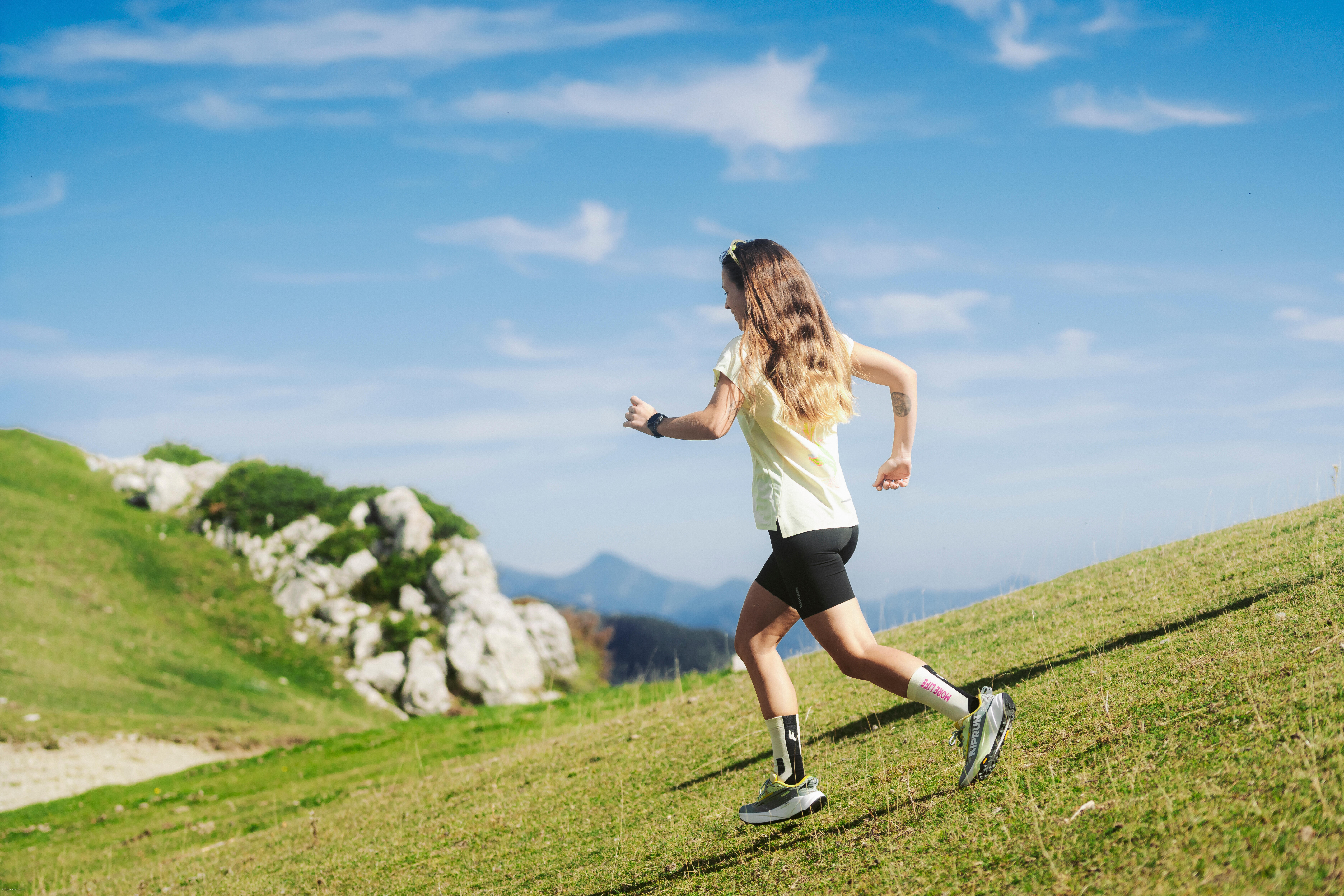 Women's Lightweight Running T-Shirt, Run 900 - KIPRUN