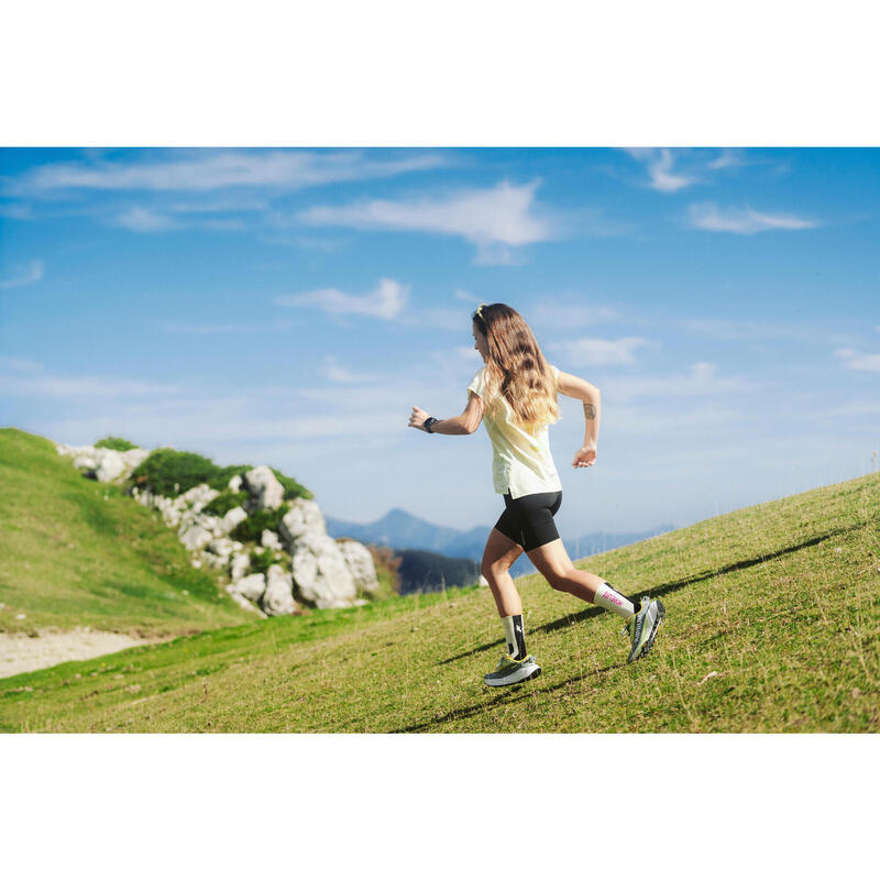 Tricou ușor de alergare KIPRUN Run 900 Light Galben Damă