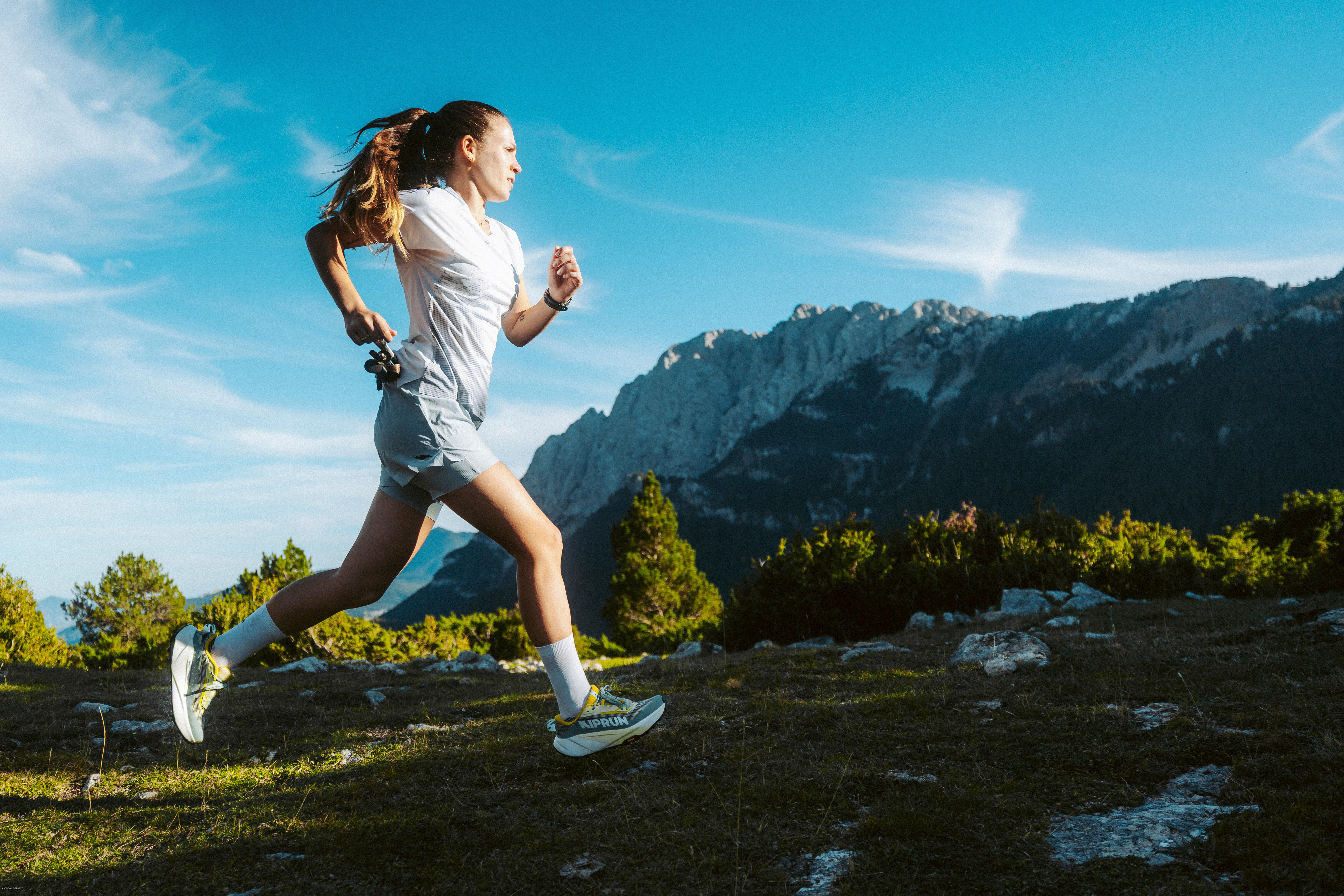 T-shirt de course léger femme, Run 900 - KIPRUN
