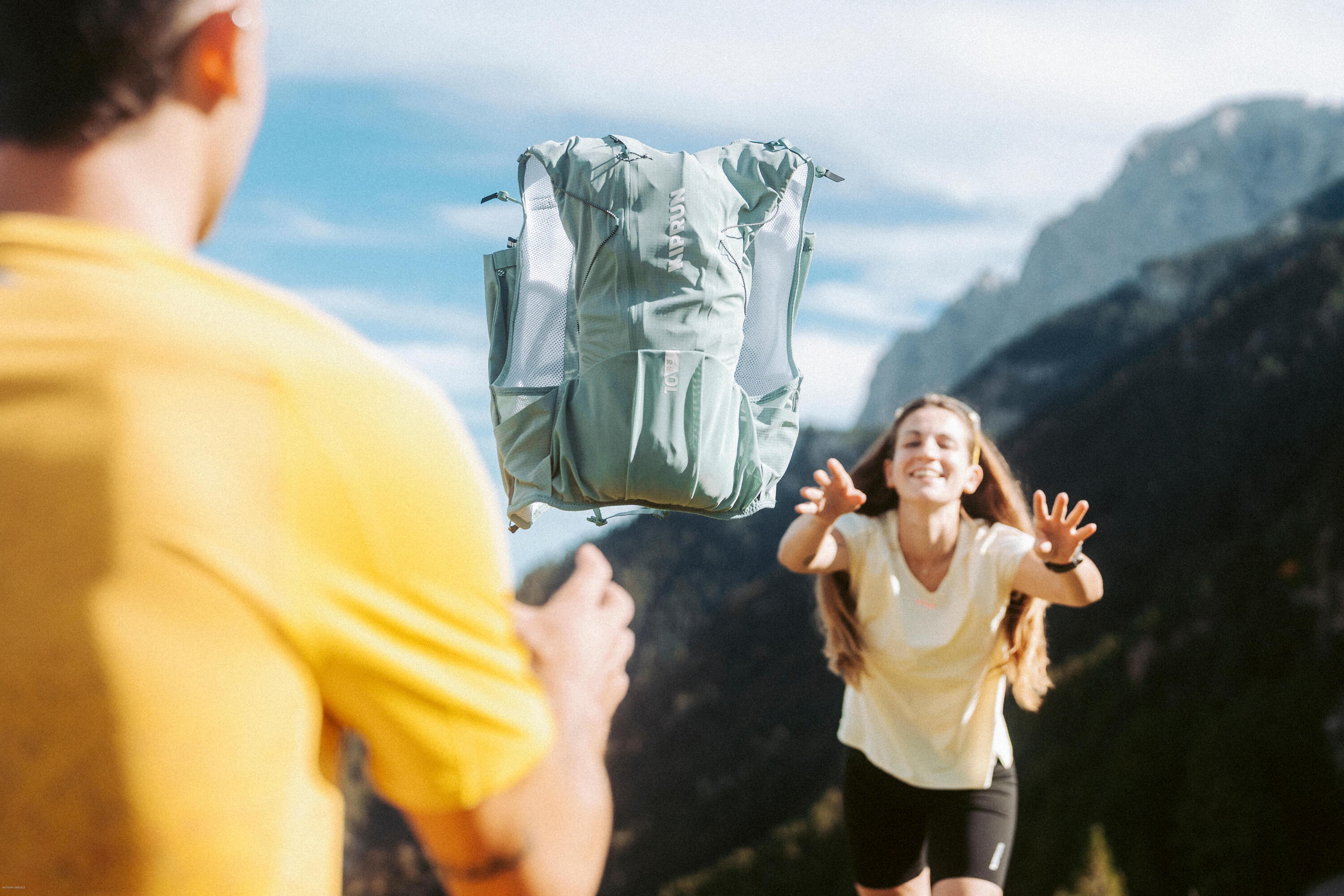 Sac d'hydratation de course sur sentier 10 L avec poche à eau 1 L, 900 9/11